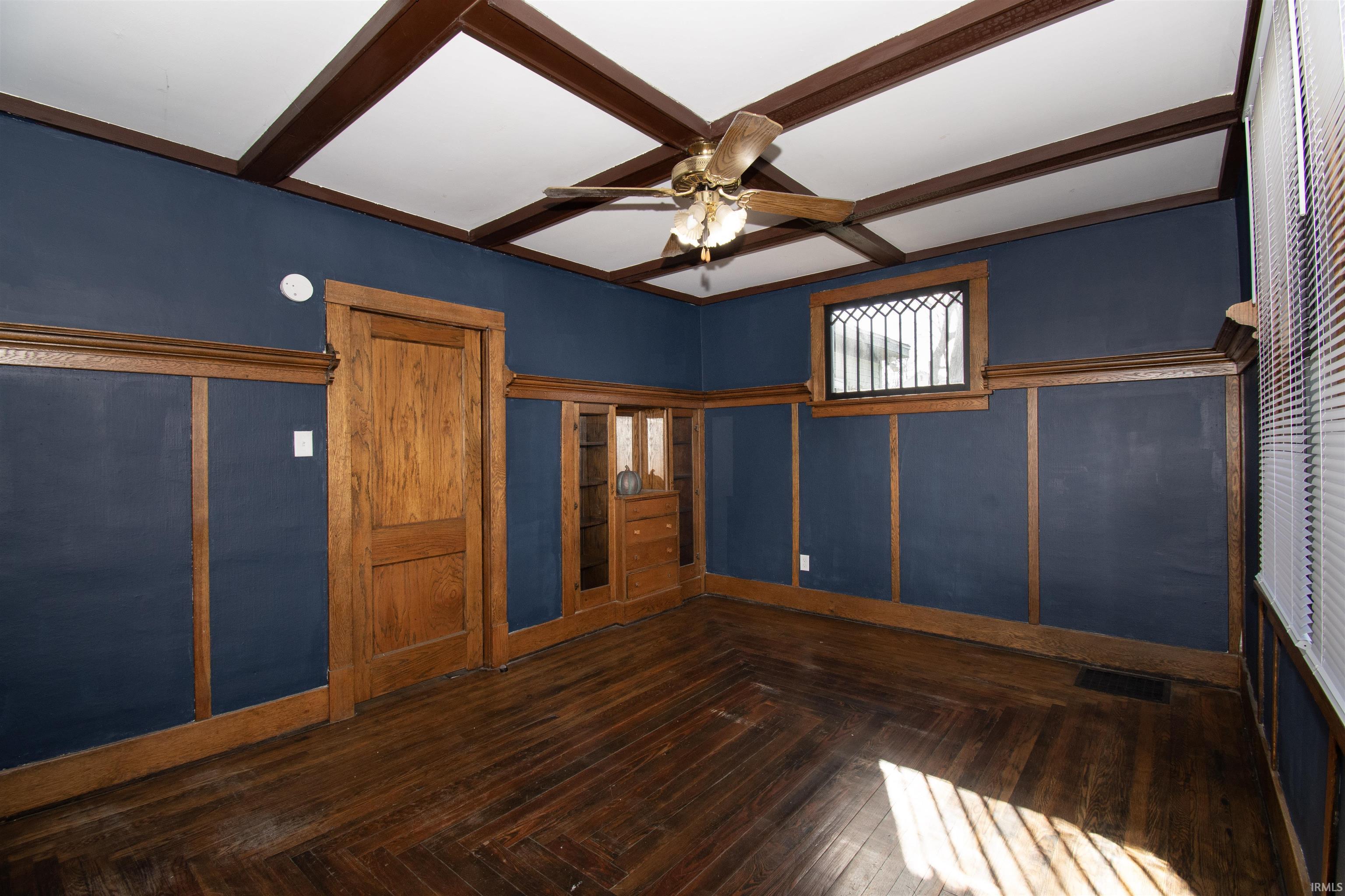 Photo 6 of 1002 S Cavin Street