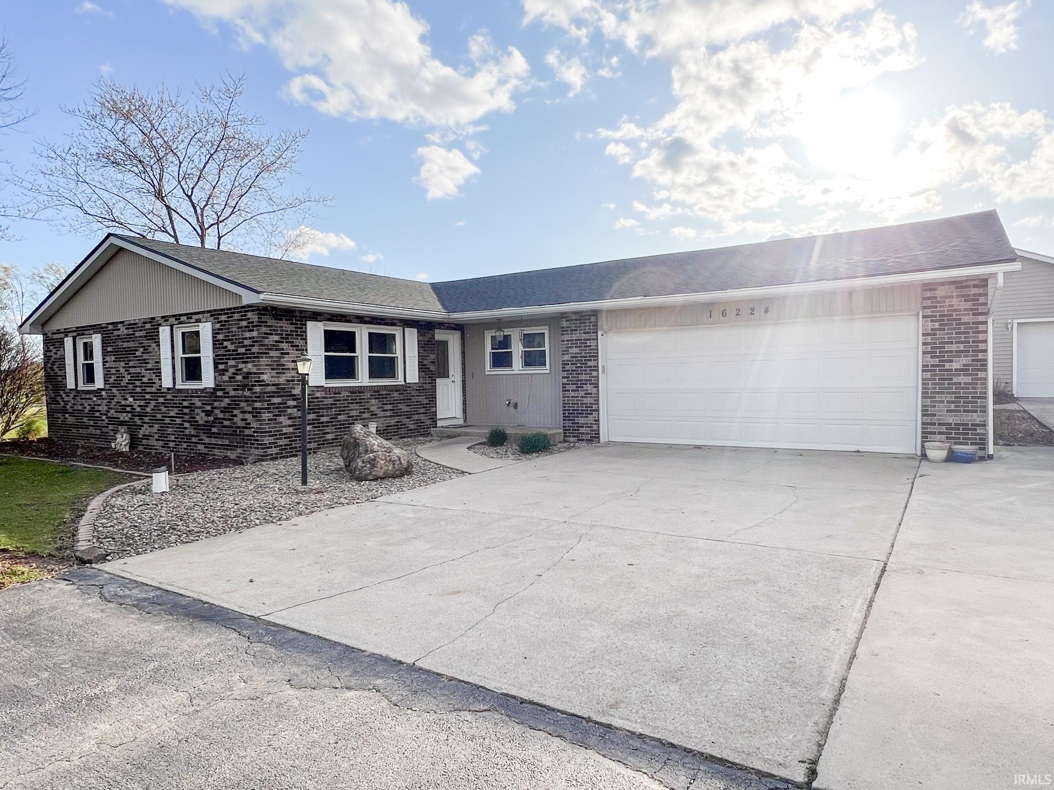 feature listing property photo