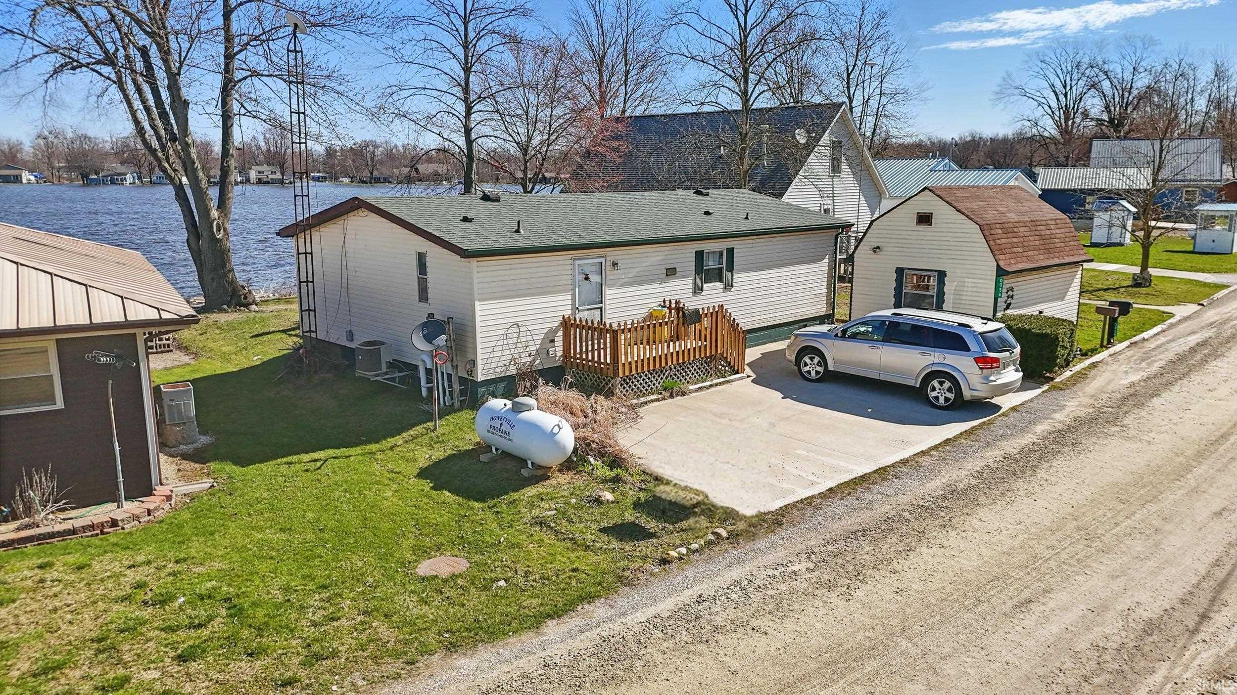 Photo 7 of 56 W Waldron Lake Drive