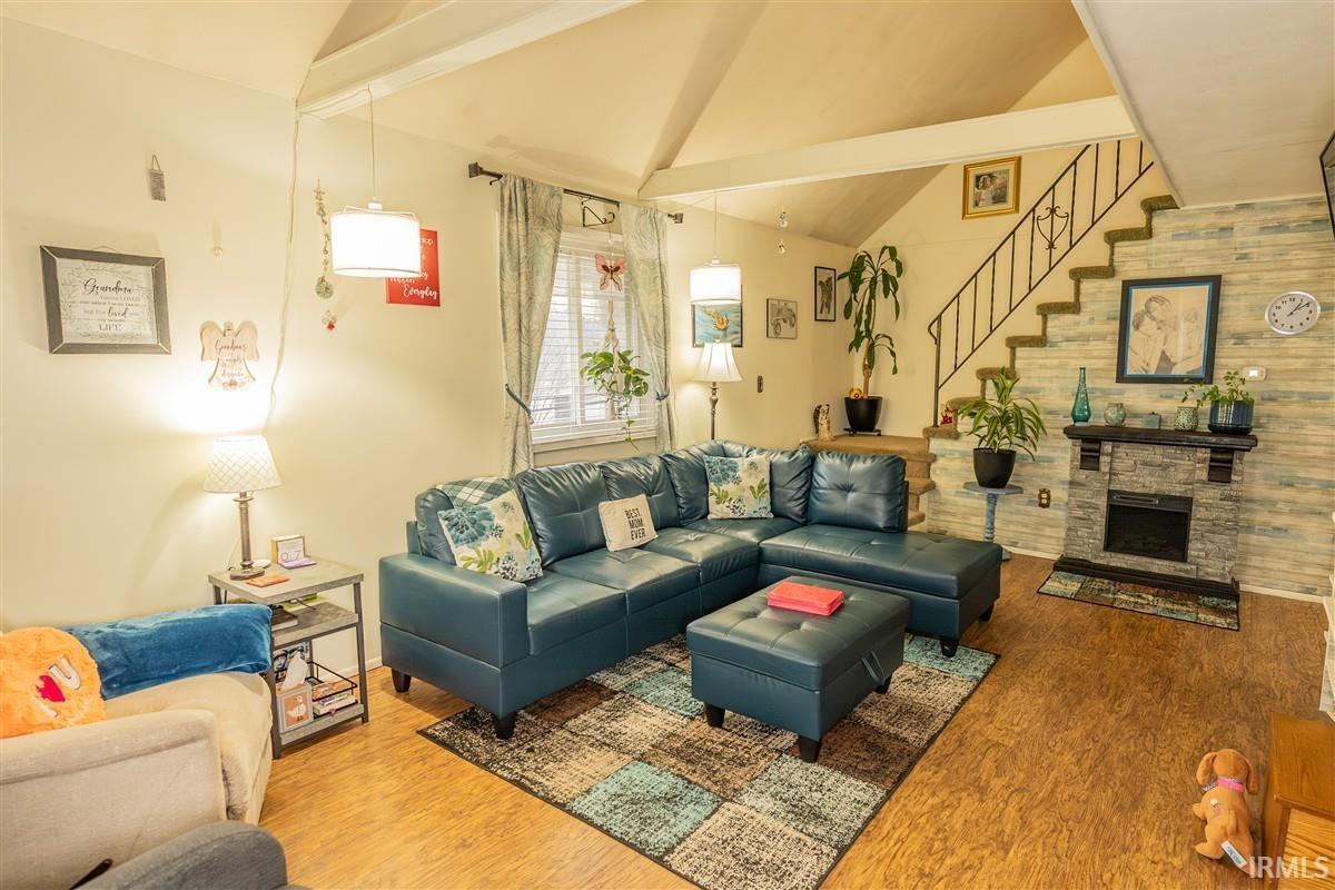 Photo 4 of 1108 Moyer Street