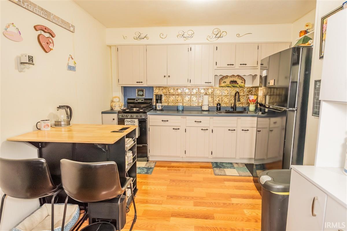 Photo 9 of 1108 Moyer Street