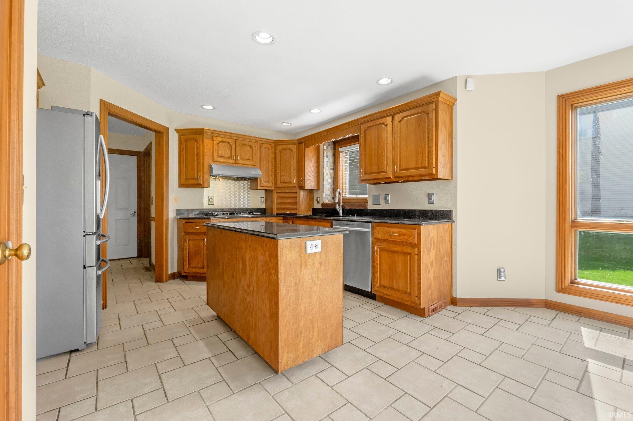 Photo 11 of 2919 Barry Knoll Way