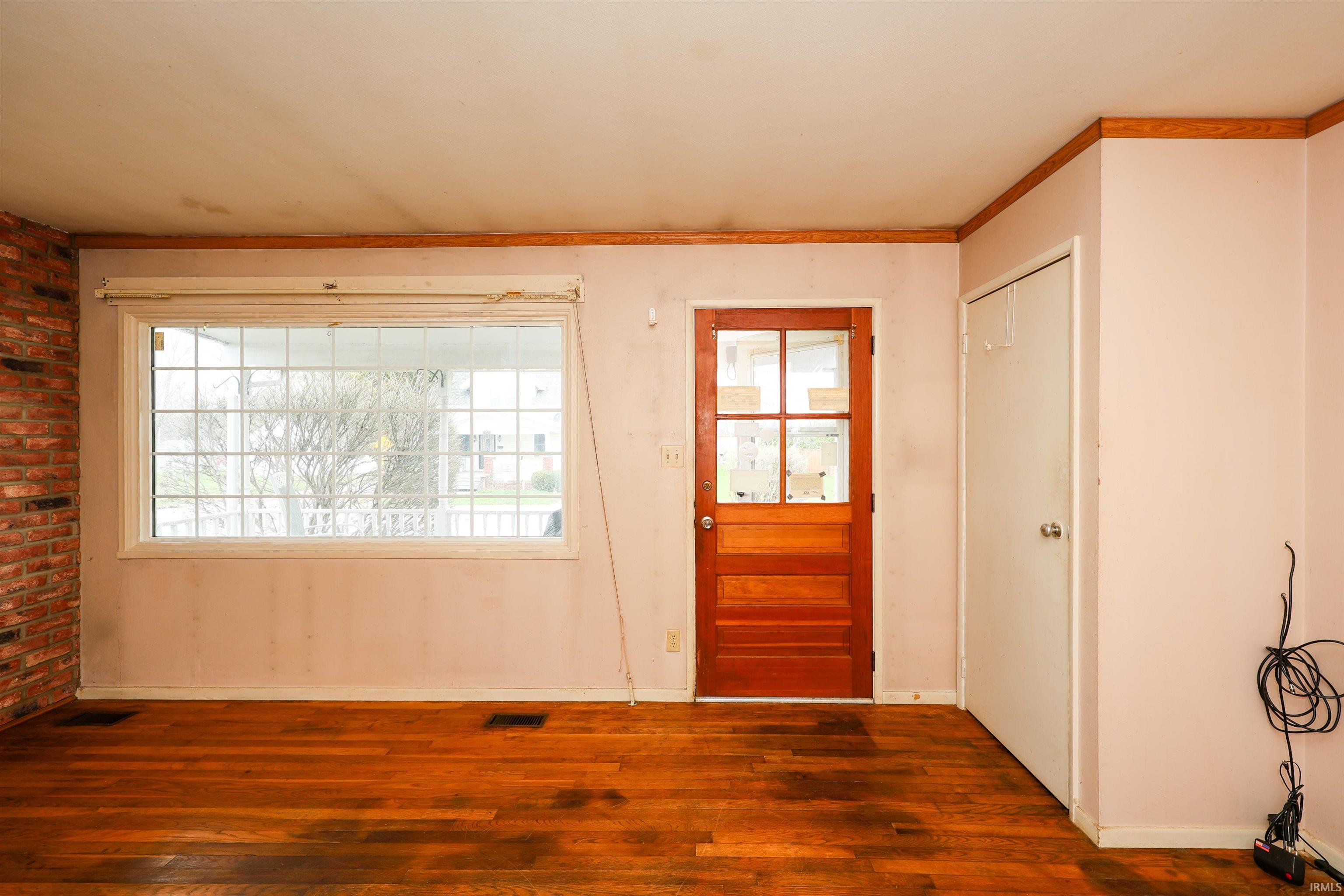 Photo 1 of 1034 Rose Avenue