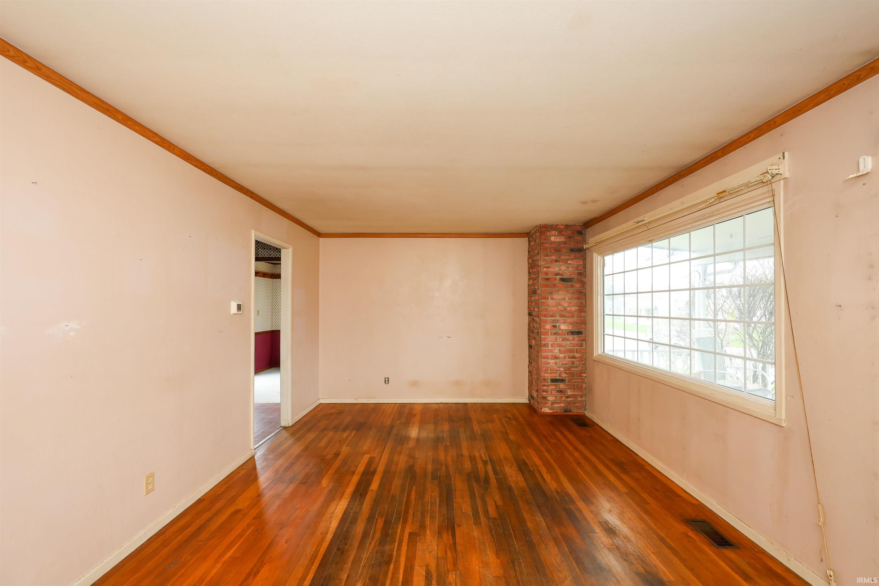 Photo 2 of 1034 Rose Avenue