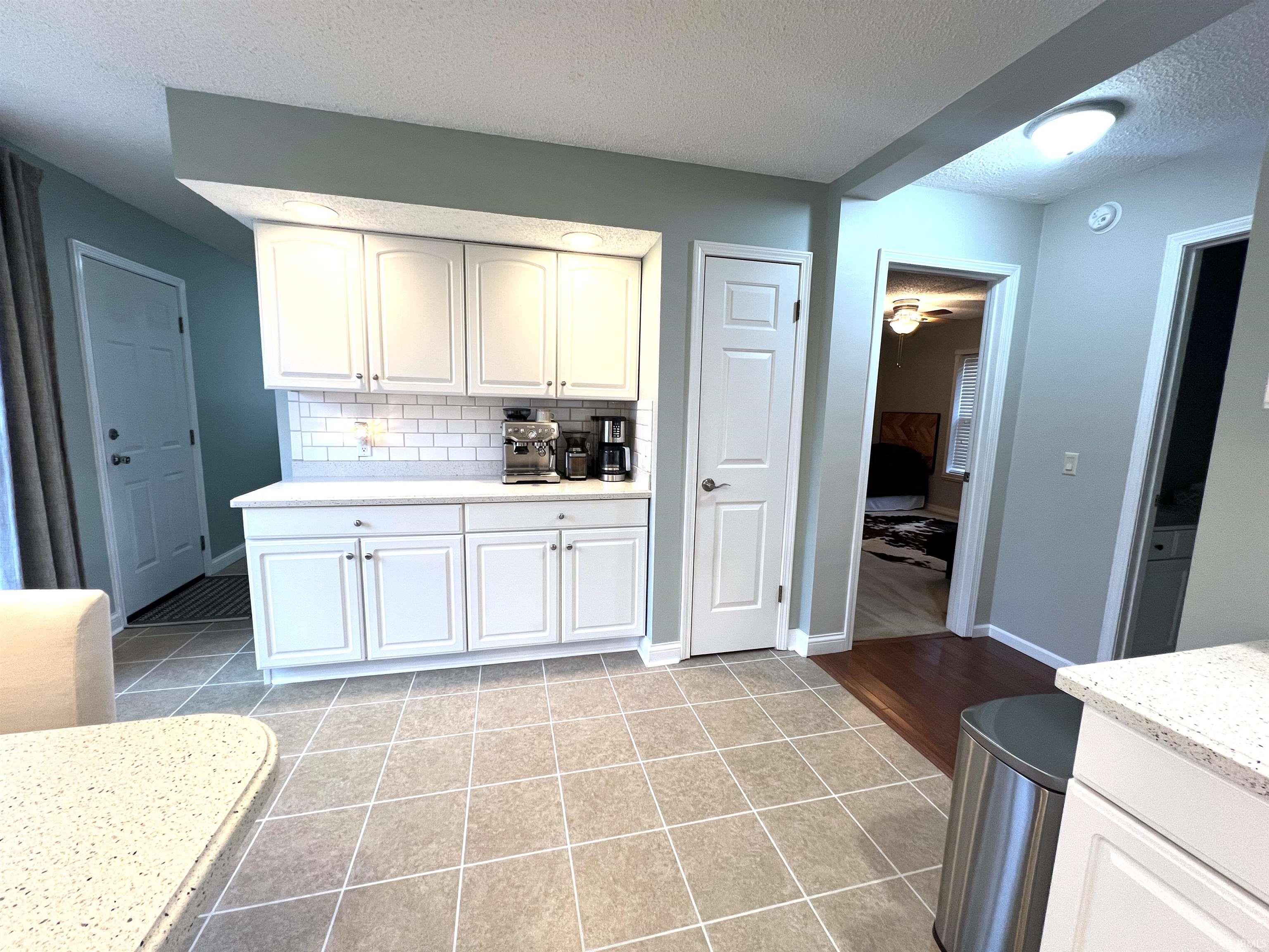 Photo 5 of 12350 N Creek Bend Lane