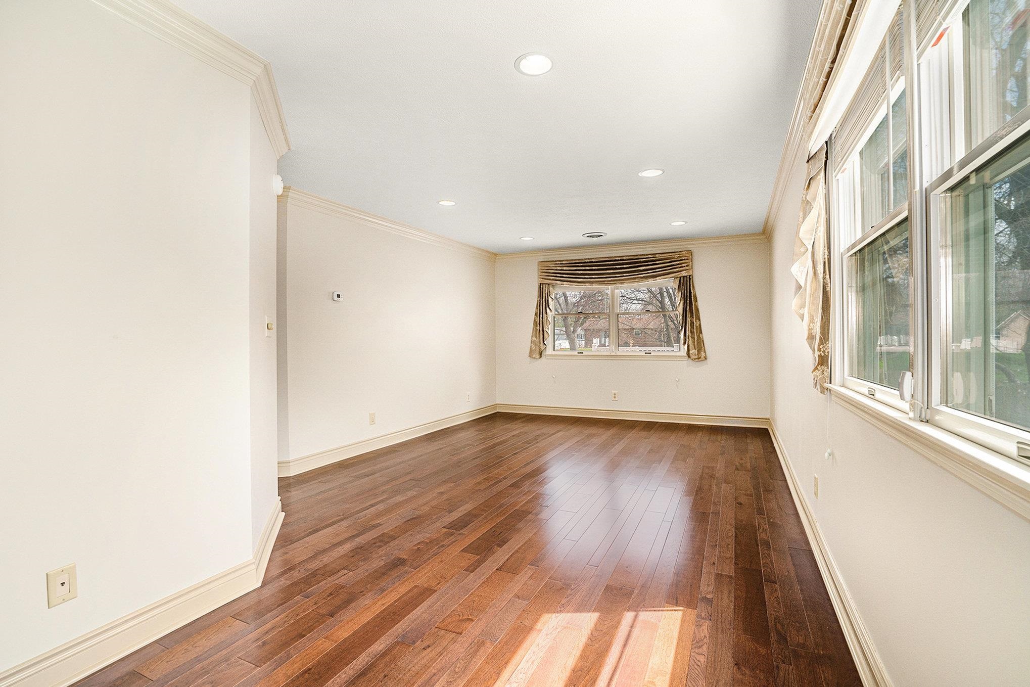 Photo 14 of 1220 Glenwood Park Drive