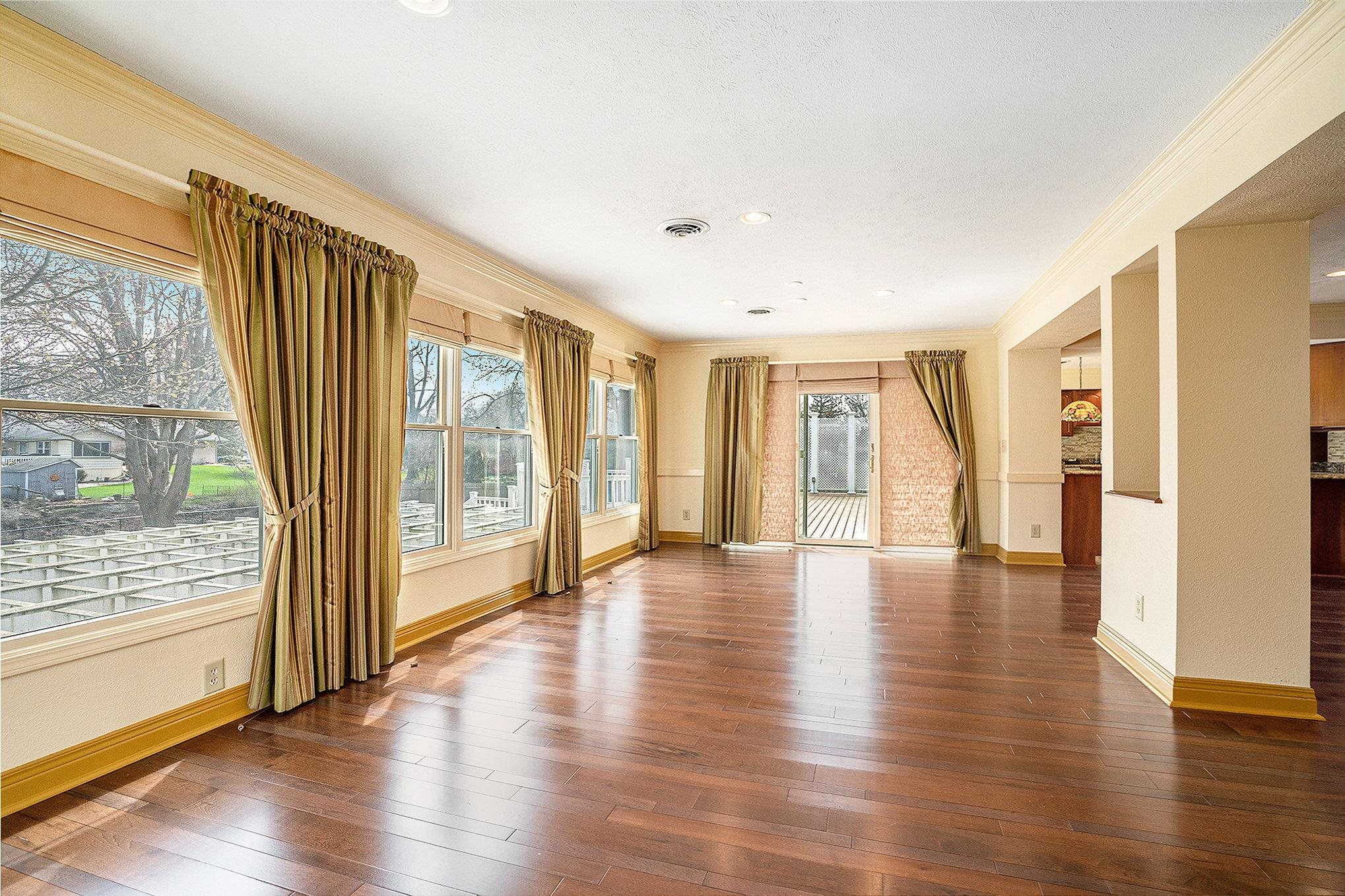 Photo 8 of 1220 Glenwood Park Drive