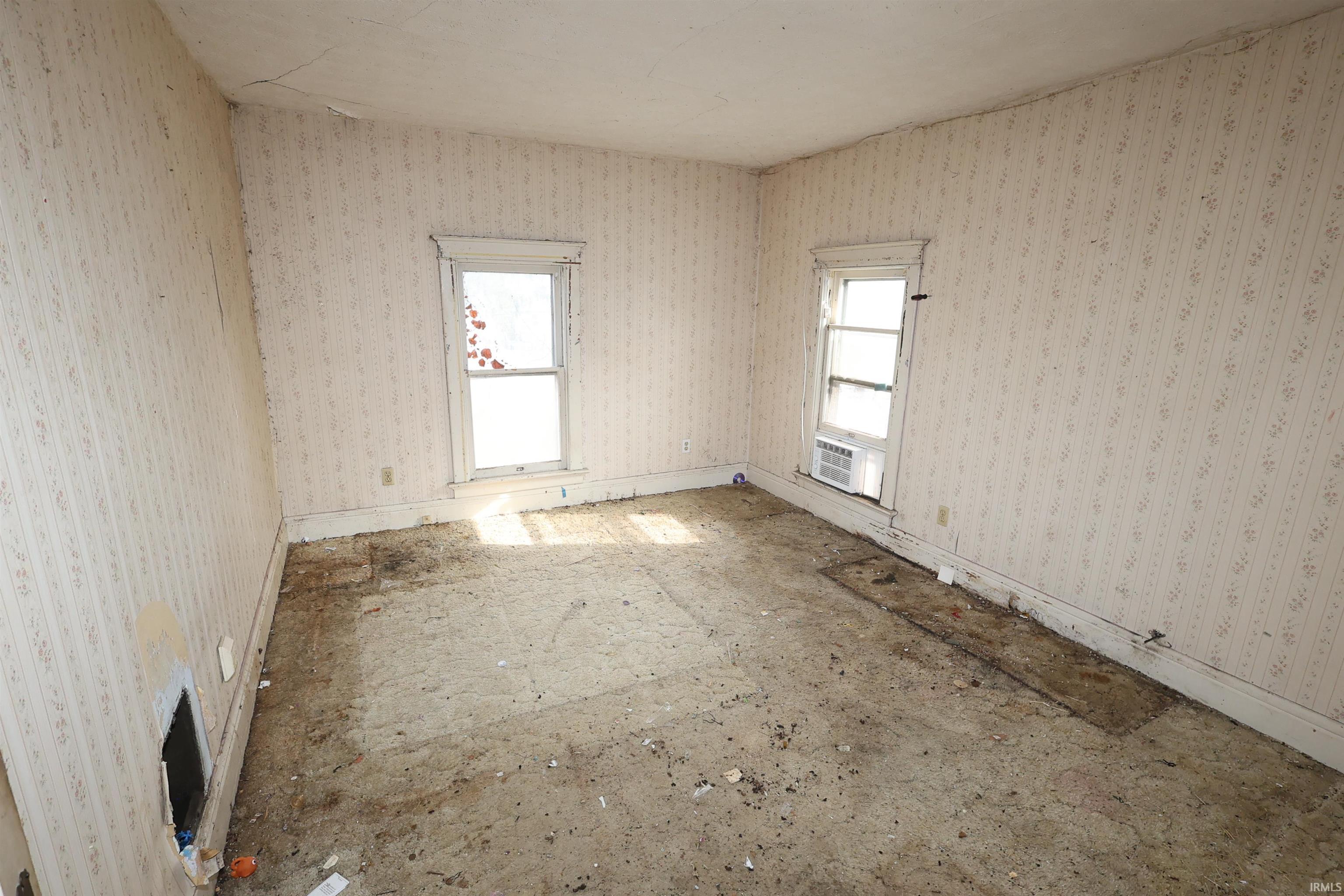 Photo 14 of 650 W Lexington Avenue