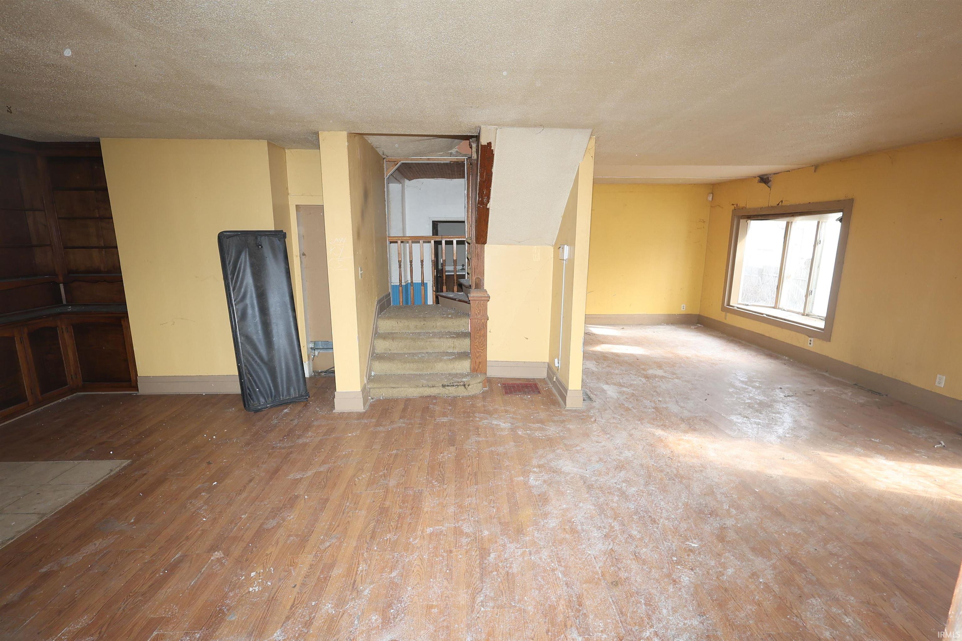 Photo 2 of 650 W Lexington Avenue