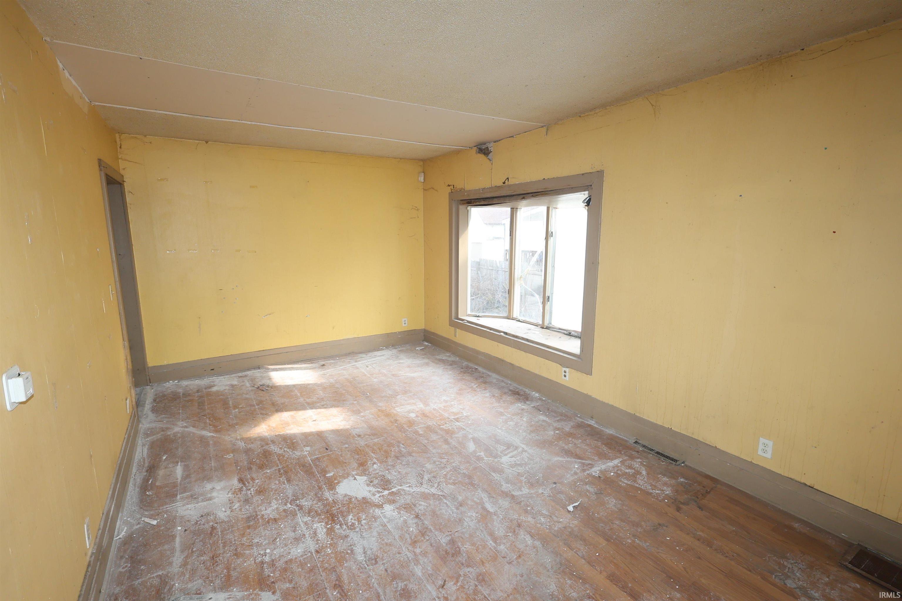 Photo 5 of 650 W Lexington Avenue