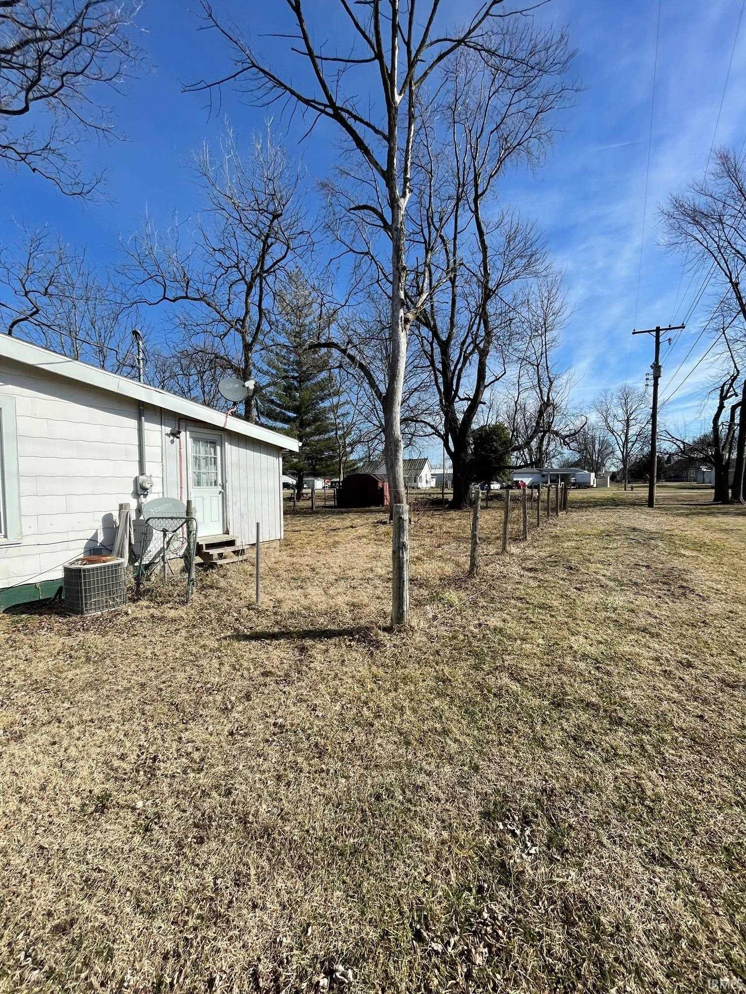 Homes for sale in Oaktown, IN | 304 N Park St, Oaktown, IN 47561 | MLS# 202511970