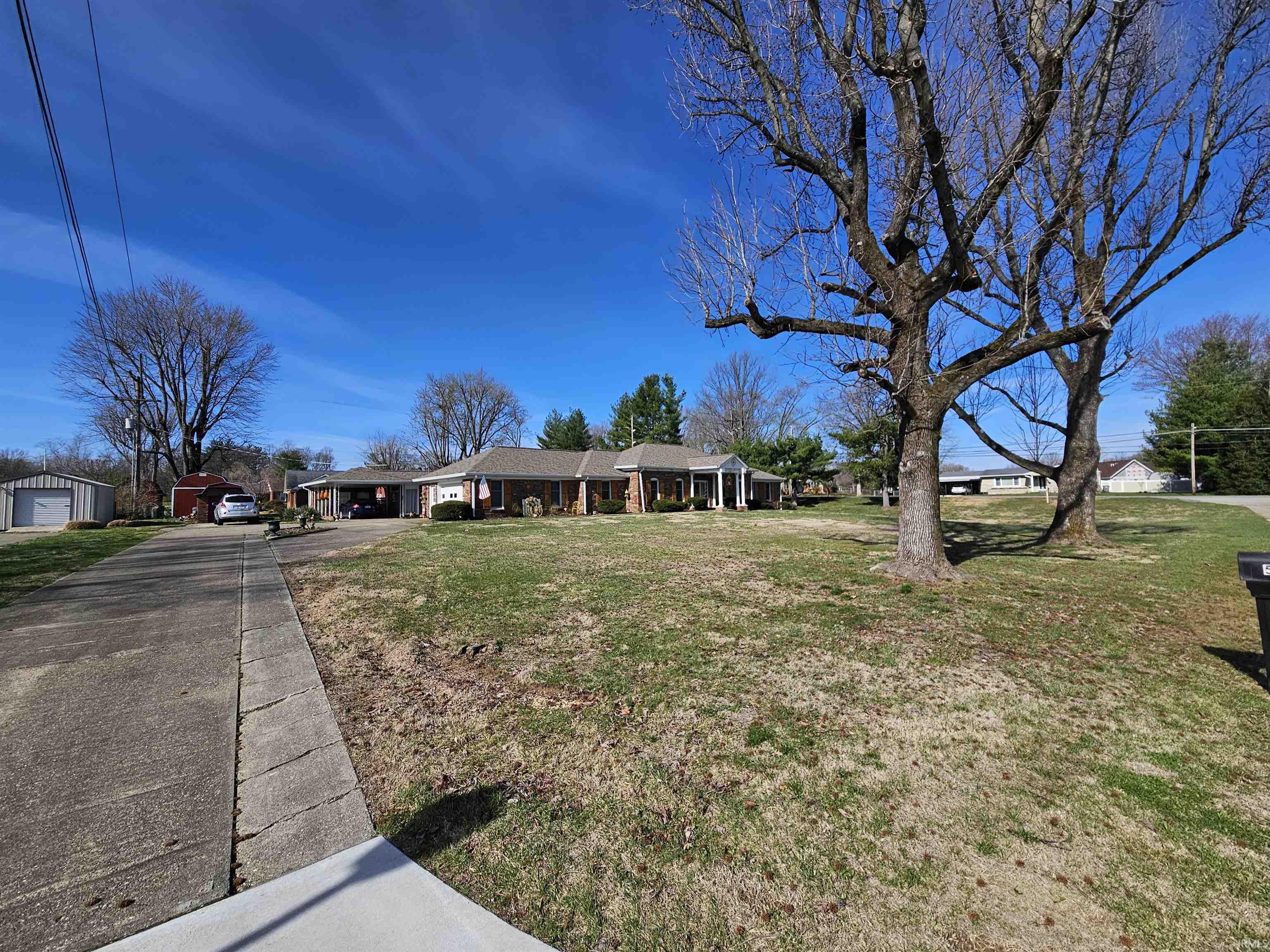 Homes for sale in Vincennes, IN | 501 Monticello Dr, Vincennes, IN 47591 | MLS# 202511981