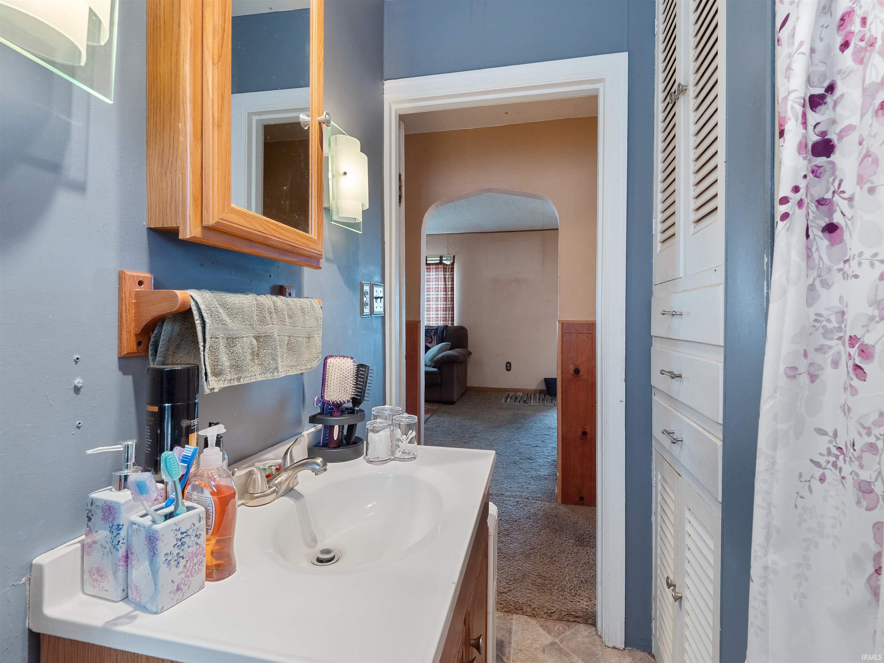 Photo 10 of 516 E Townley Street