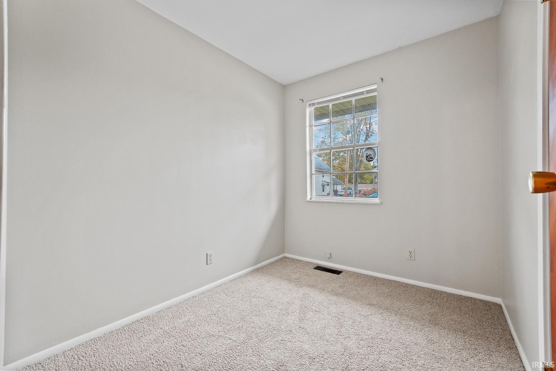 Photo 11 of 207 S Ogden Street