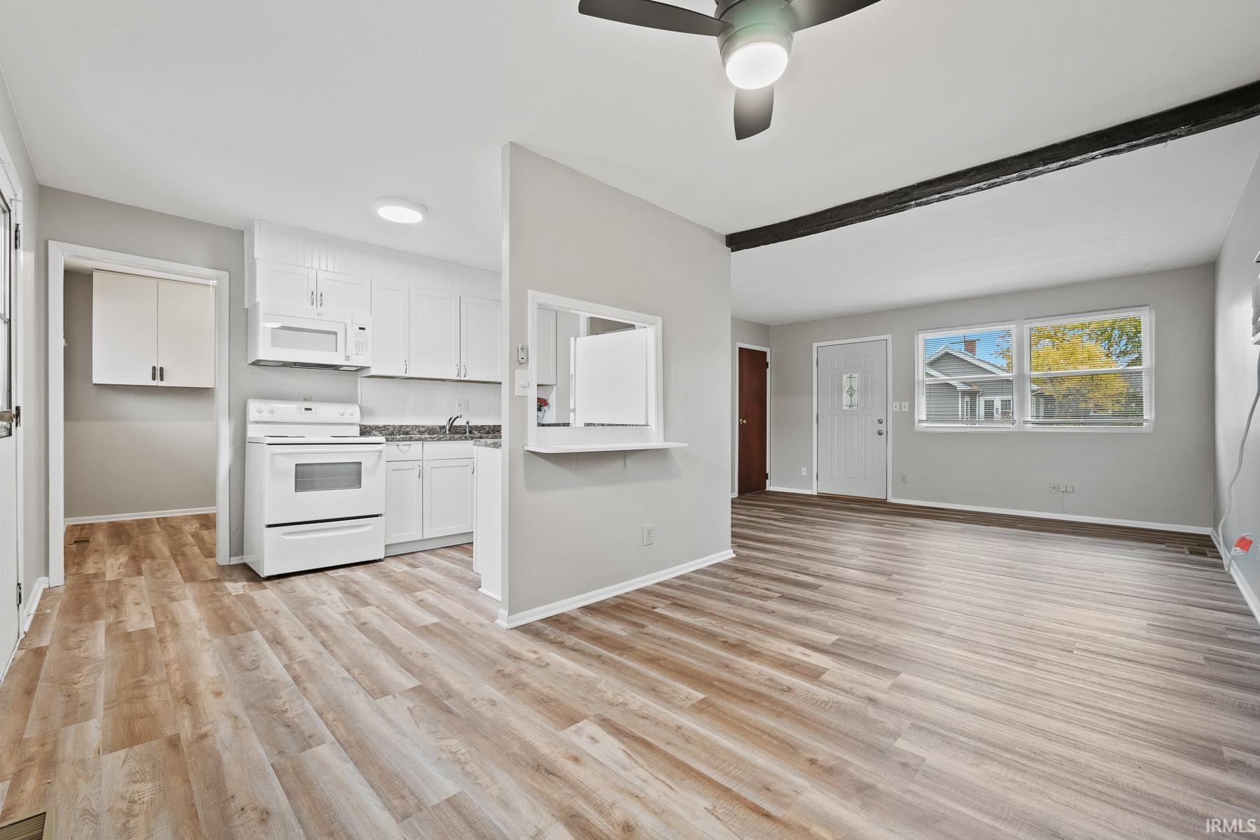 Photo 4 of 207 S Ogden Street