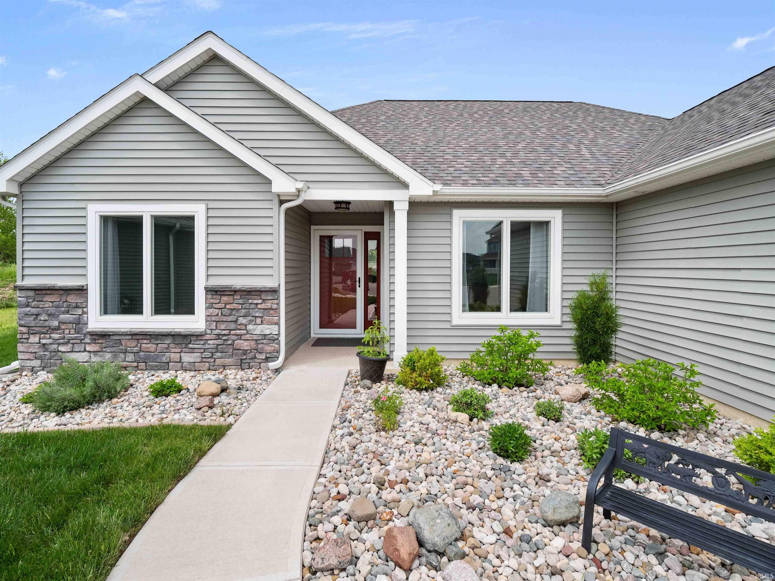 Photo 2 of 1795 Dunlin Court