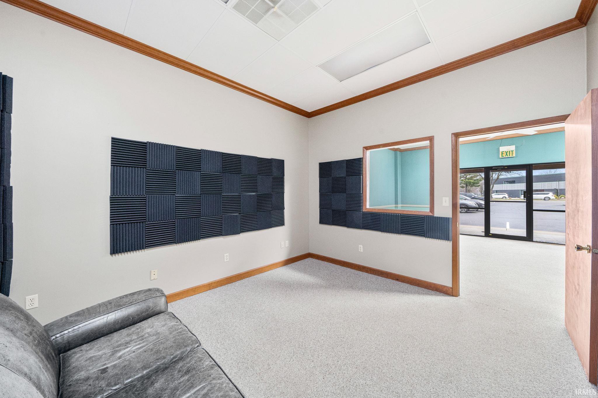 Photo 34 of 1600 W Beardsley Avenue