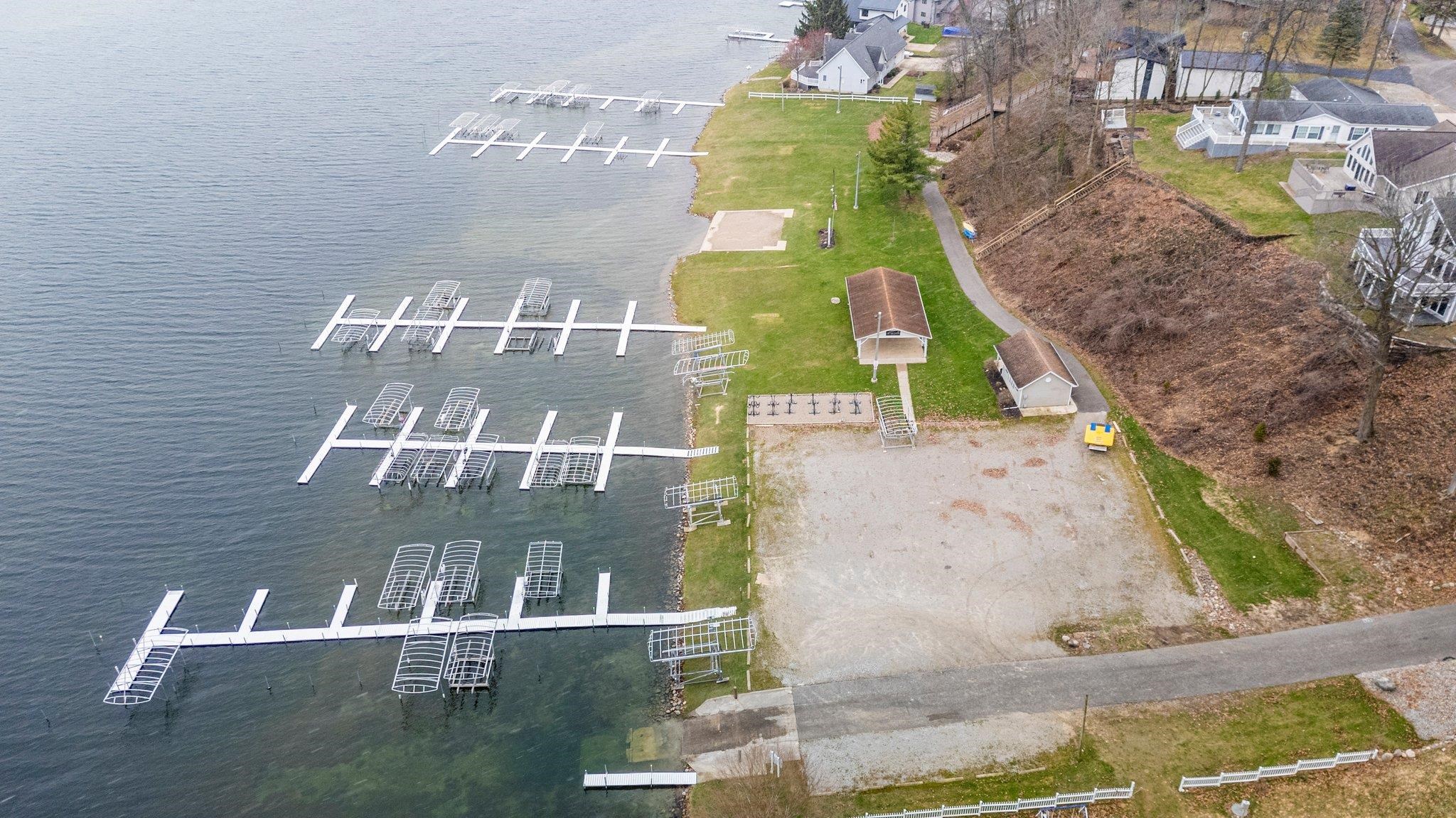 Photo 3 of 115 Lane 587 Lake James