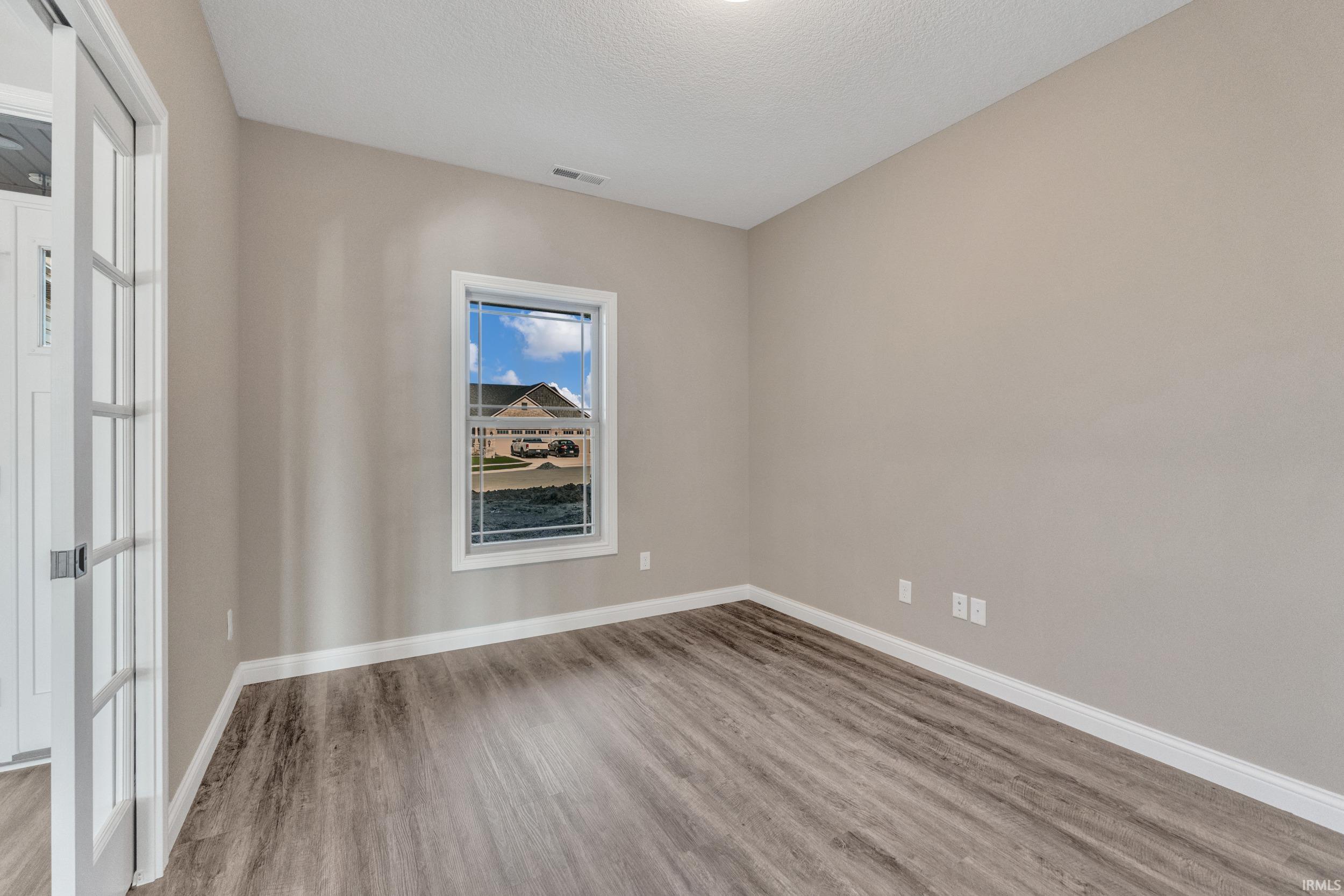 Photo 3 of 17512 Fett Drive