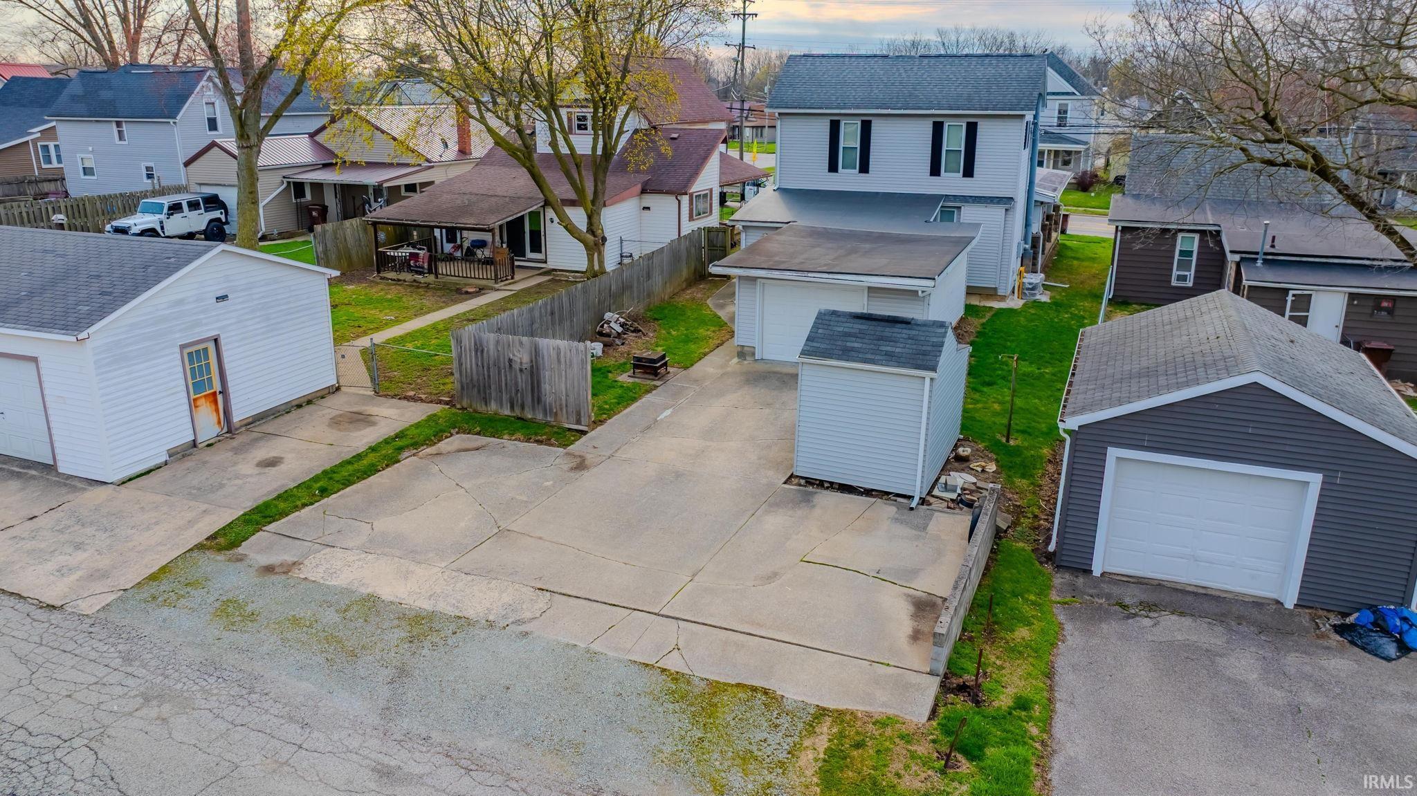 Photo 3 of 552 Manchester Avenue