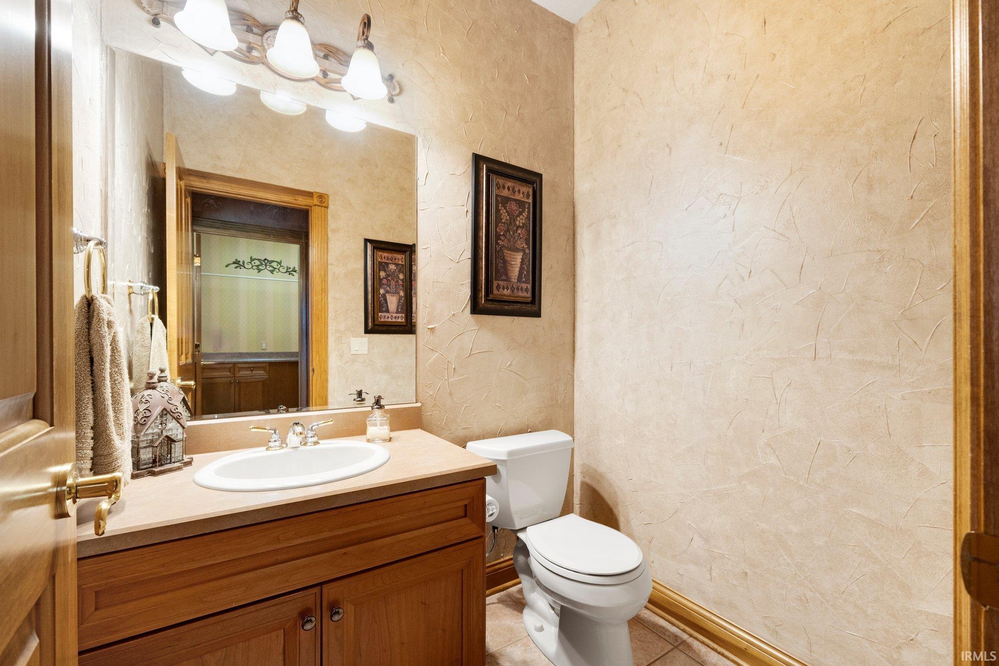 Photo 13 of 10529 Indian Ridge Drive
