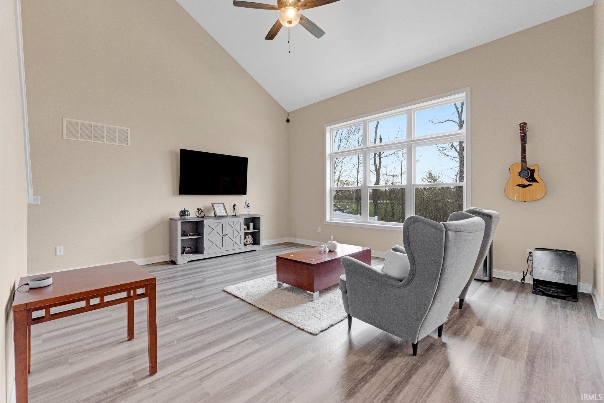 Photo 6 of 215 Ironwood Lane