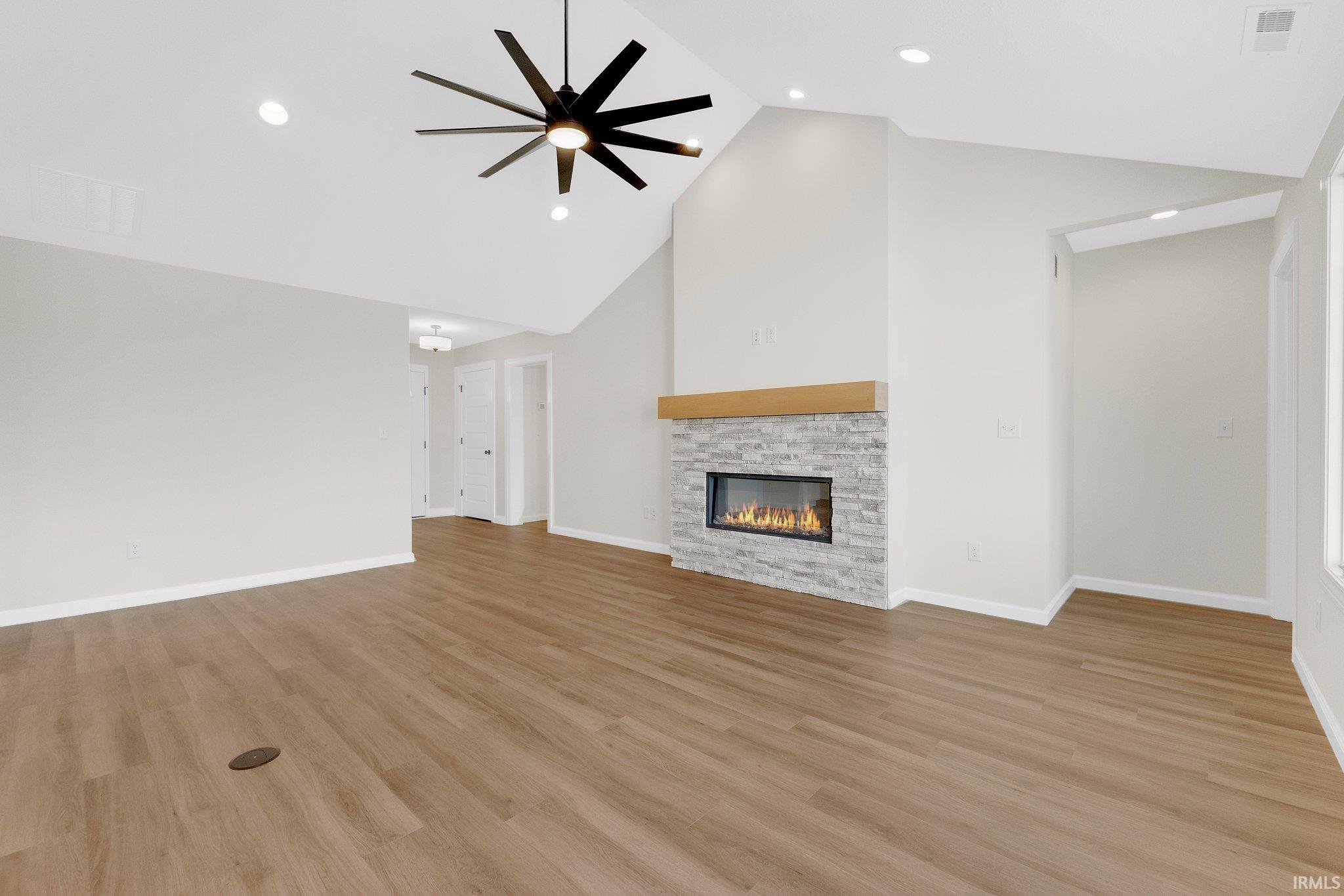 Photo 17 of 1092 Zenos Boulevard