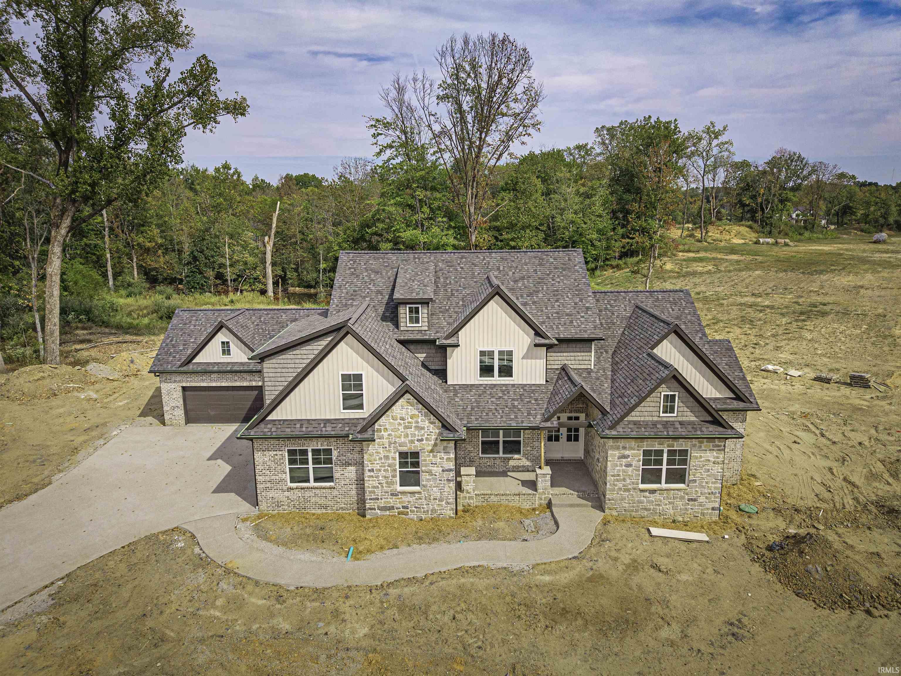 Homes for sale in Boonville, IN | 4092 Cottonwood Dr, Boonville, IN 47601 | MLS# 202512423