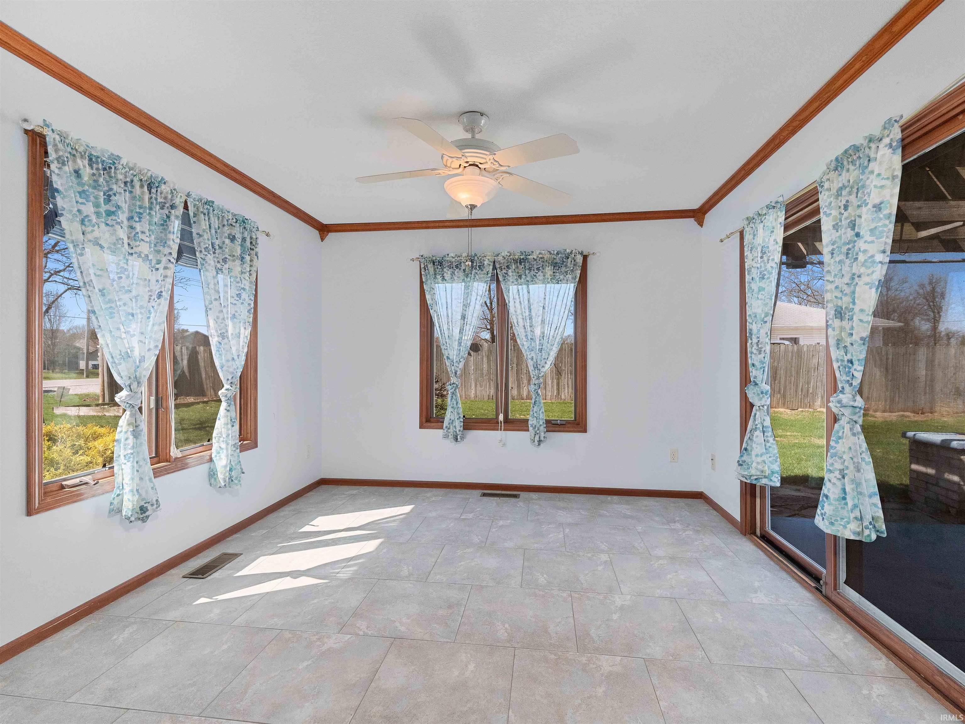 Photo 13 of 4173 Shoreline Boulevard