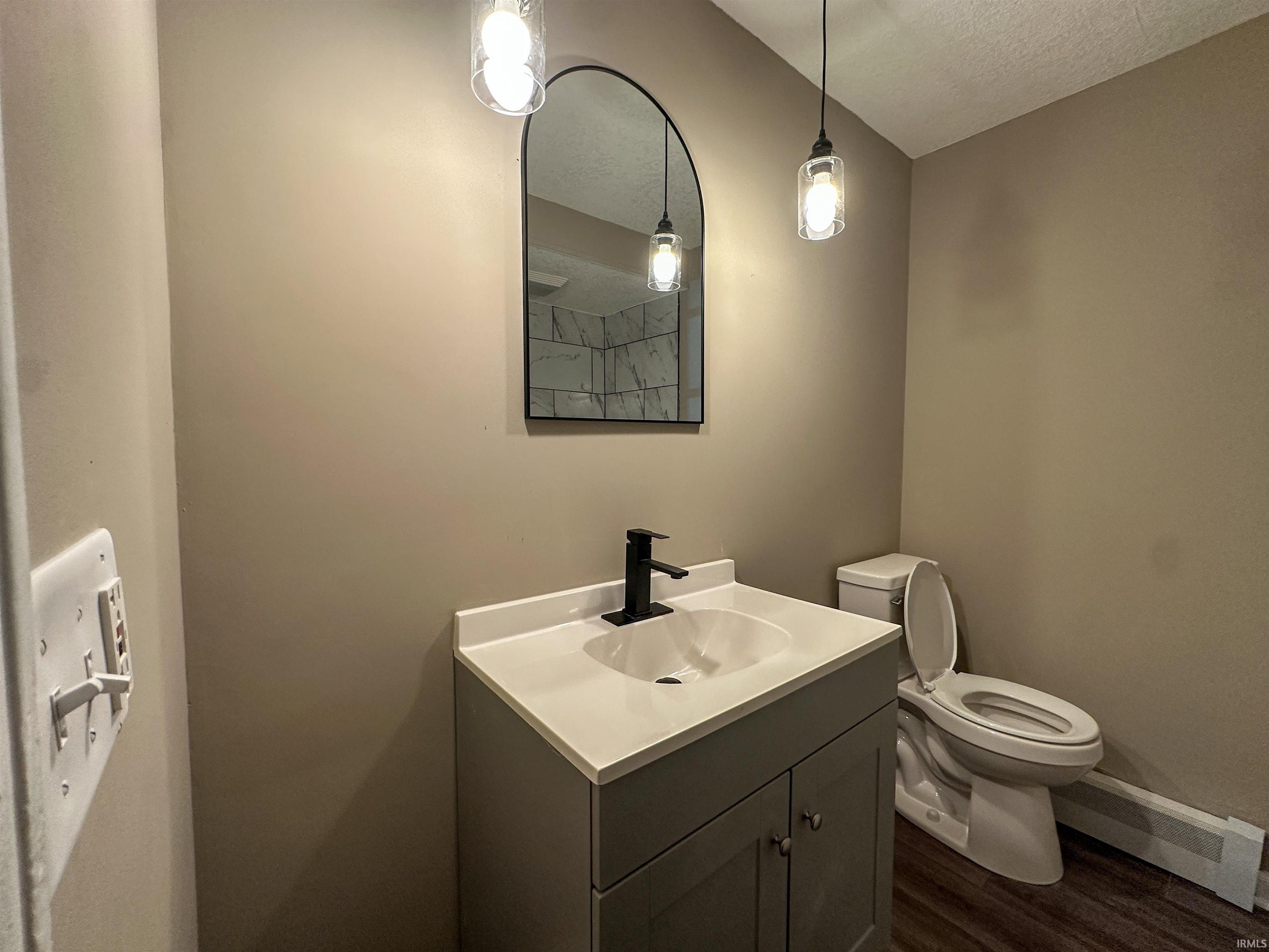 Photo 10 of 4416 Tamarack Drive