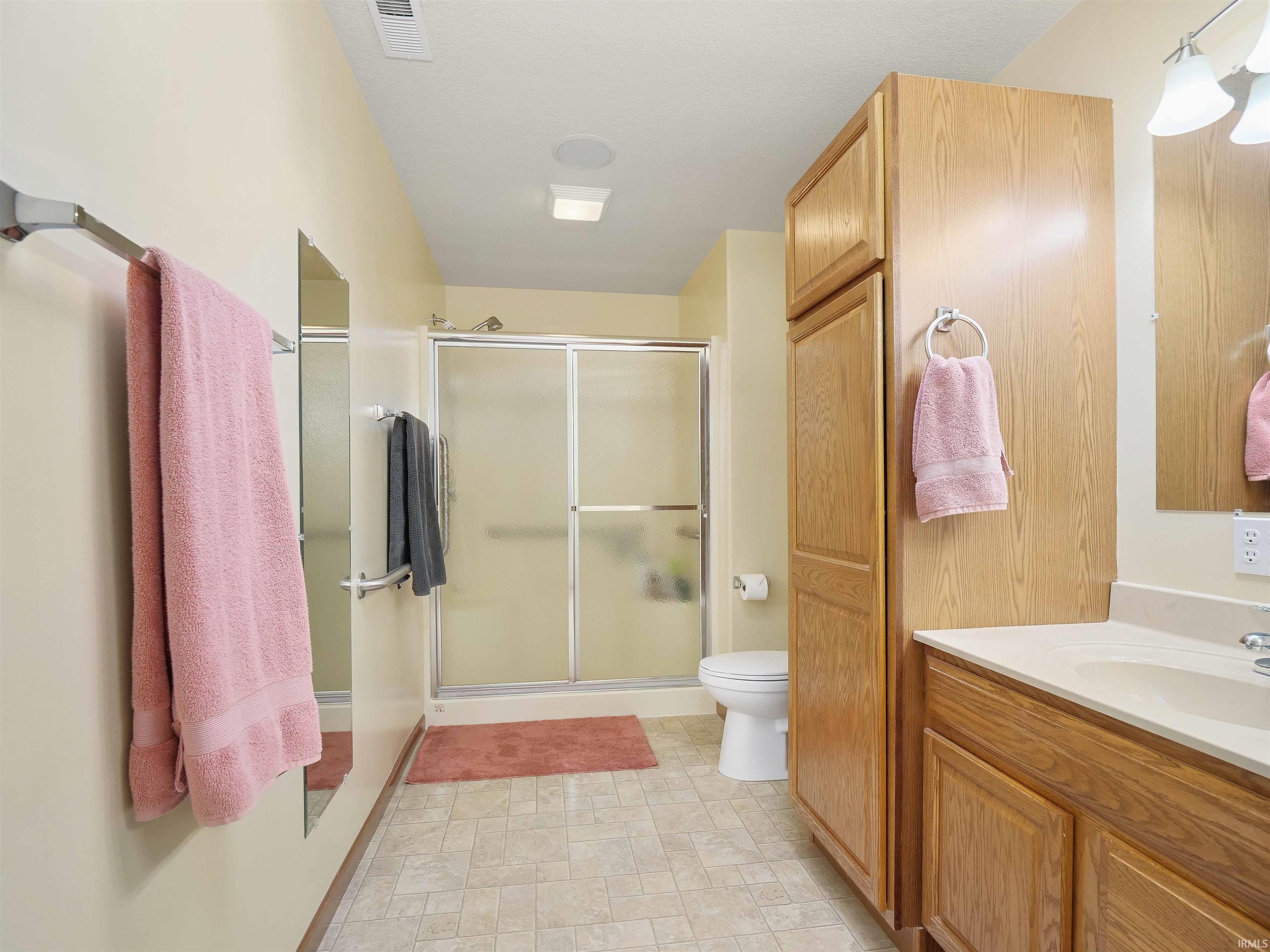 Photo 18 of 1224 E Edge Water Court