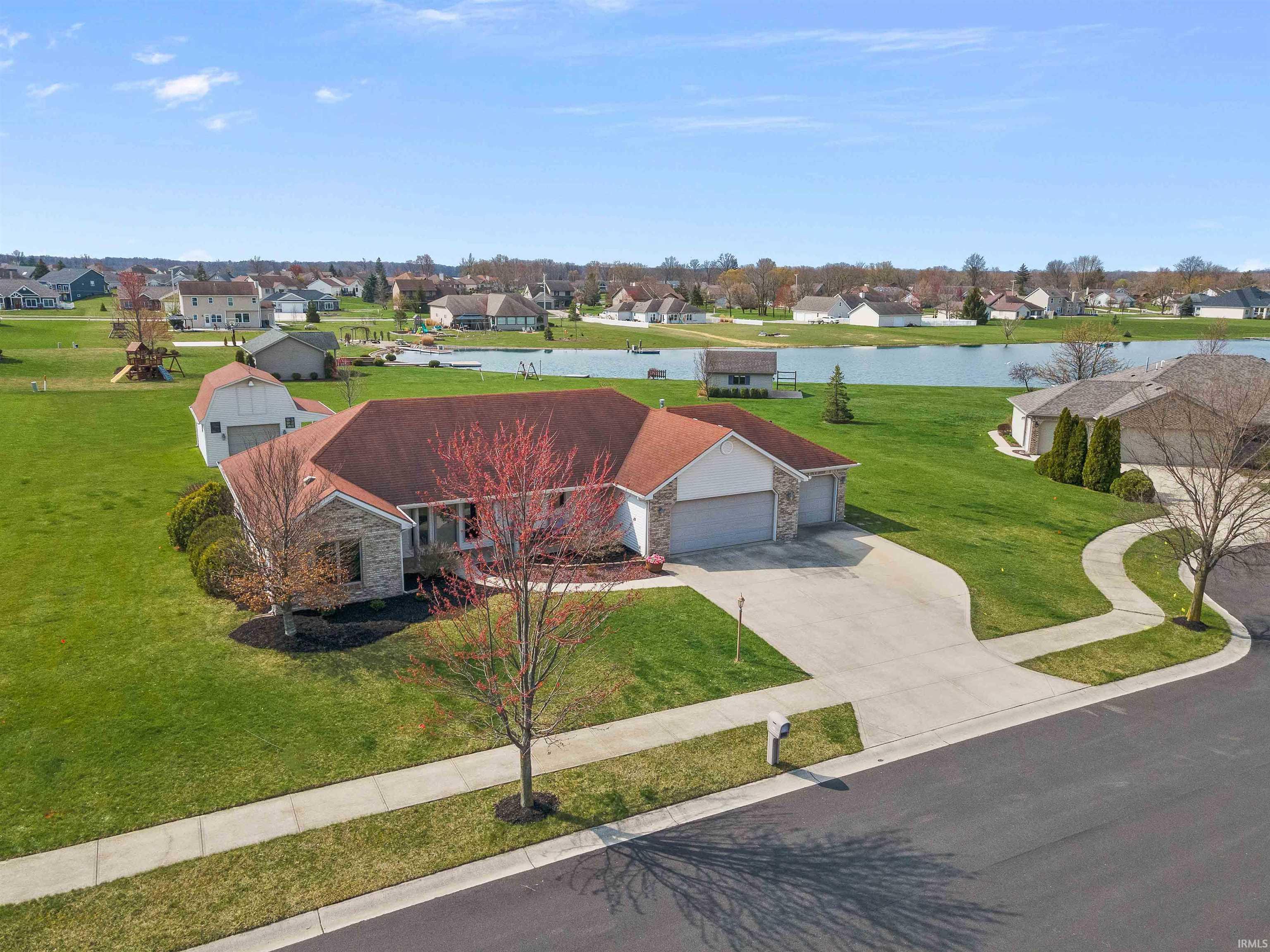 Photo 3 of 1224 E Edge Water Court