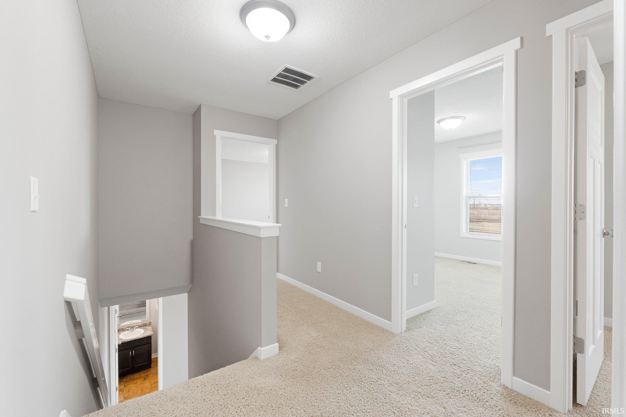 Photo 17 of 15051 Whitaker Drive