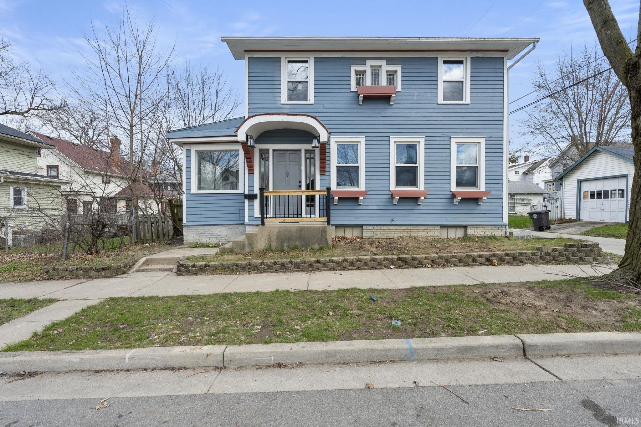 Photo 2 of 314 W Wildwood Avenue