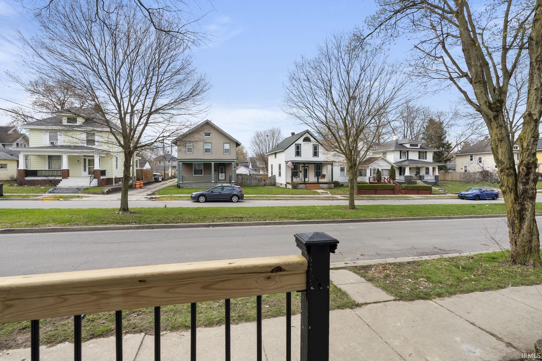 Photo 4 of 314 W Wildwood Avenue