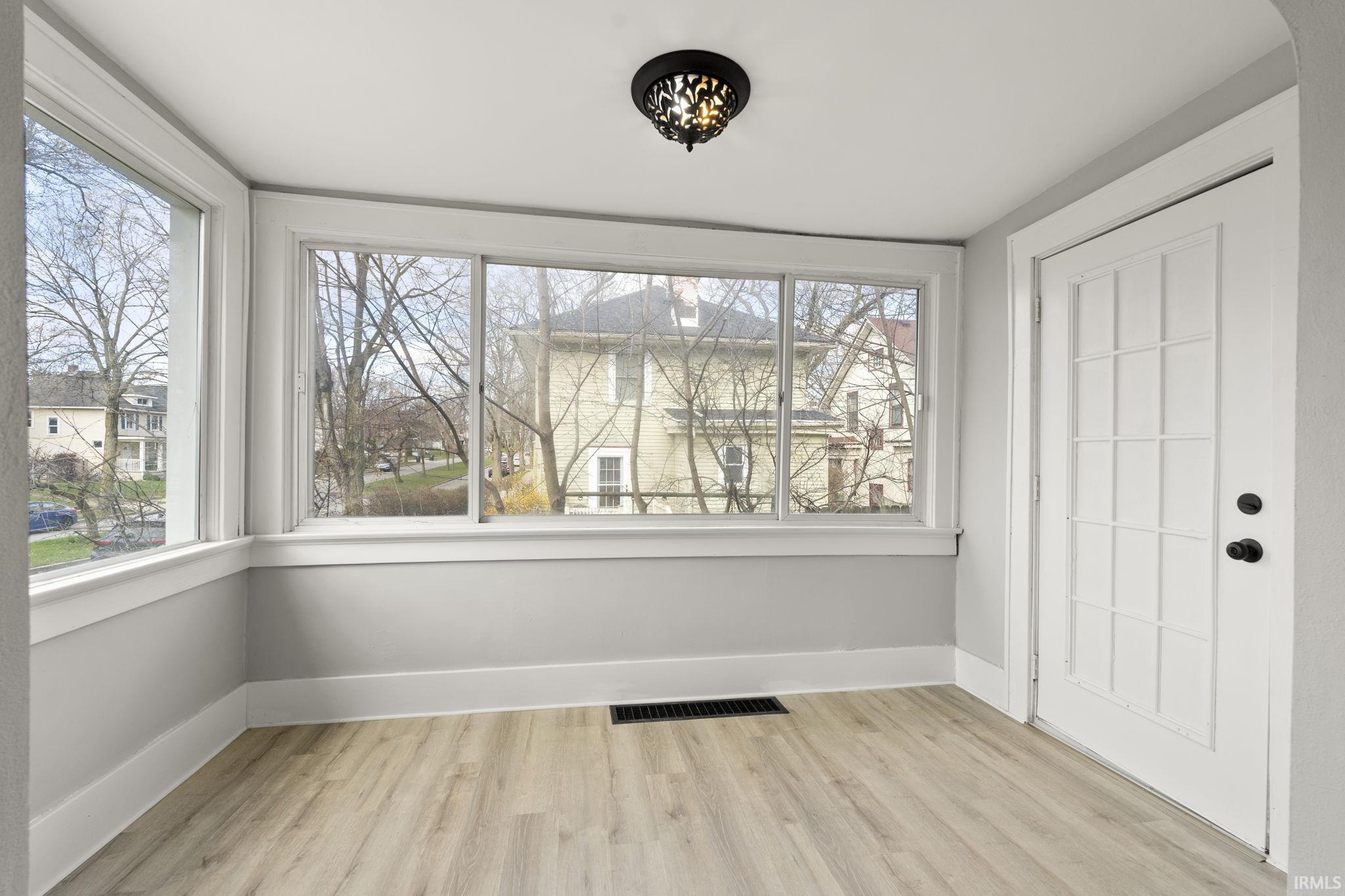 Photo 8 of 314 W Wildwood Avenue