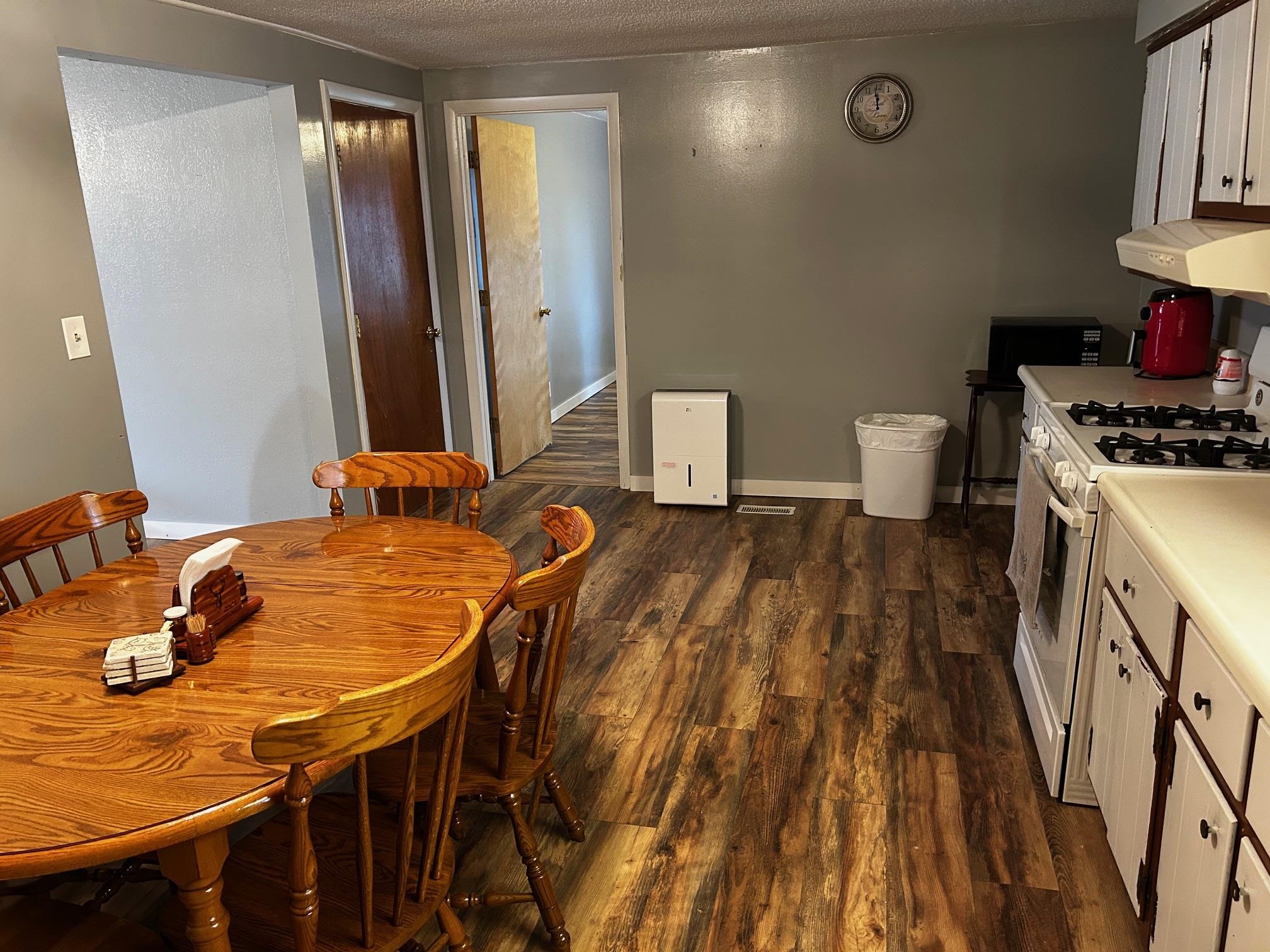 Photo 6 of 210 Winchester Road