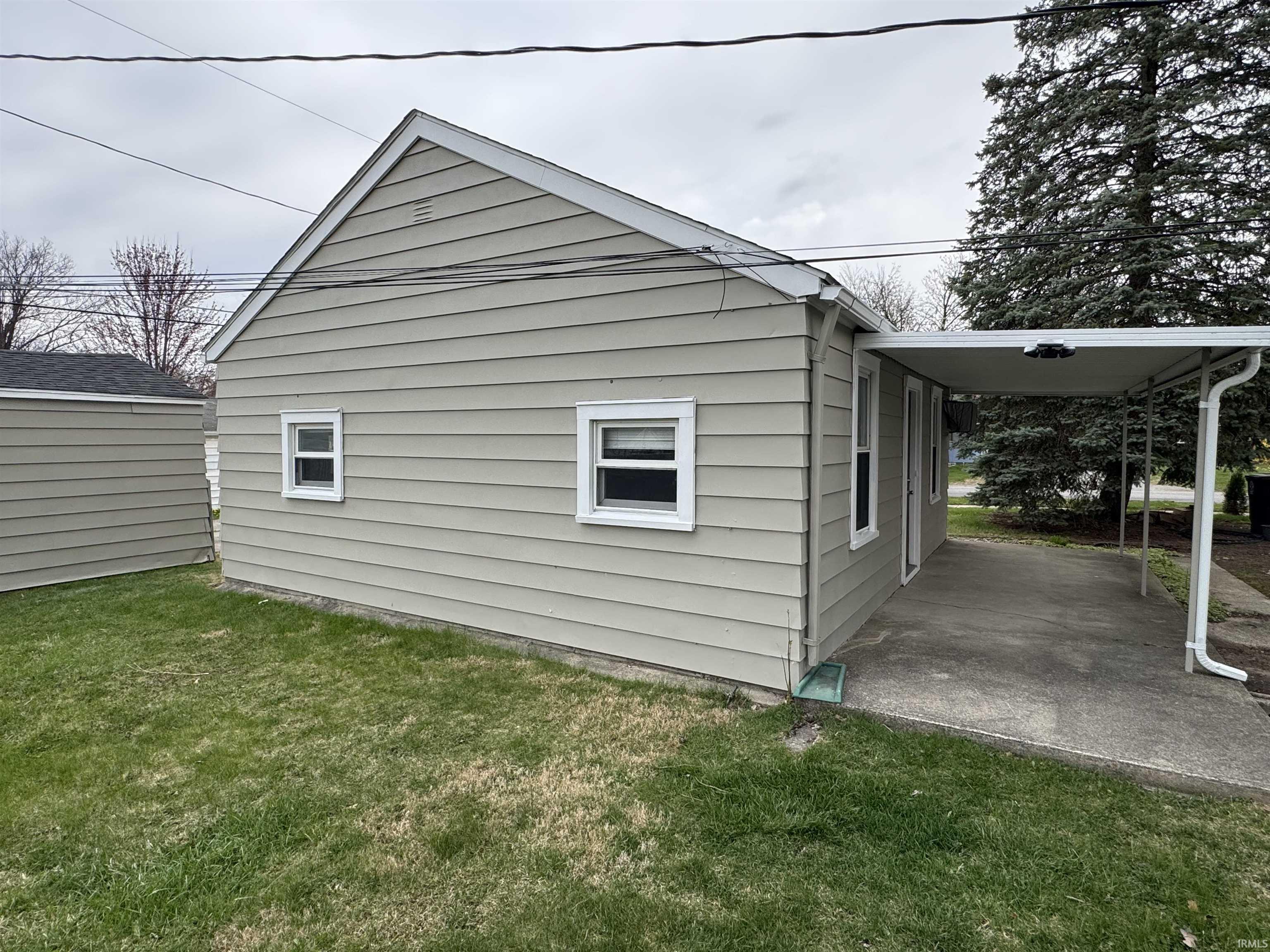 Photo 11 of 2911 Rolston Street