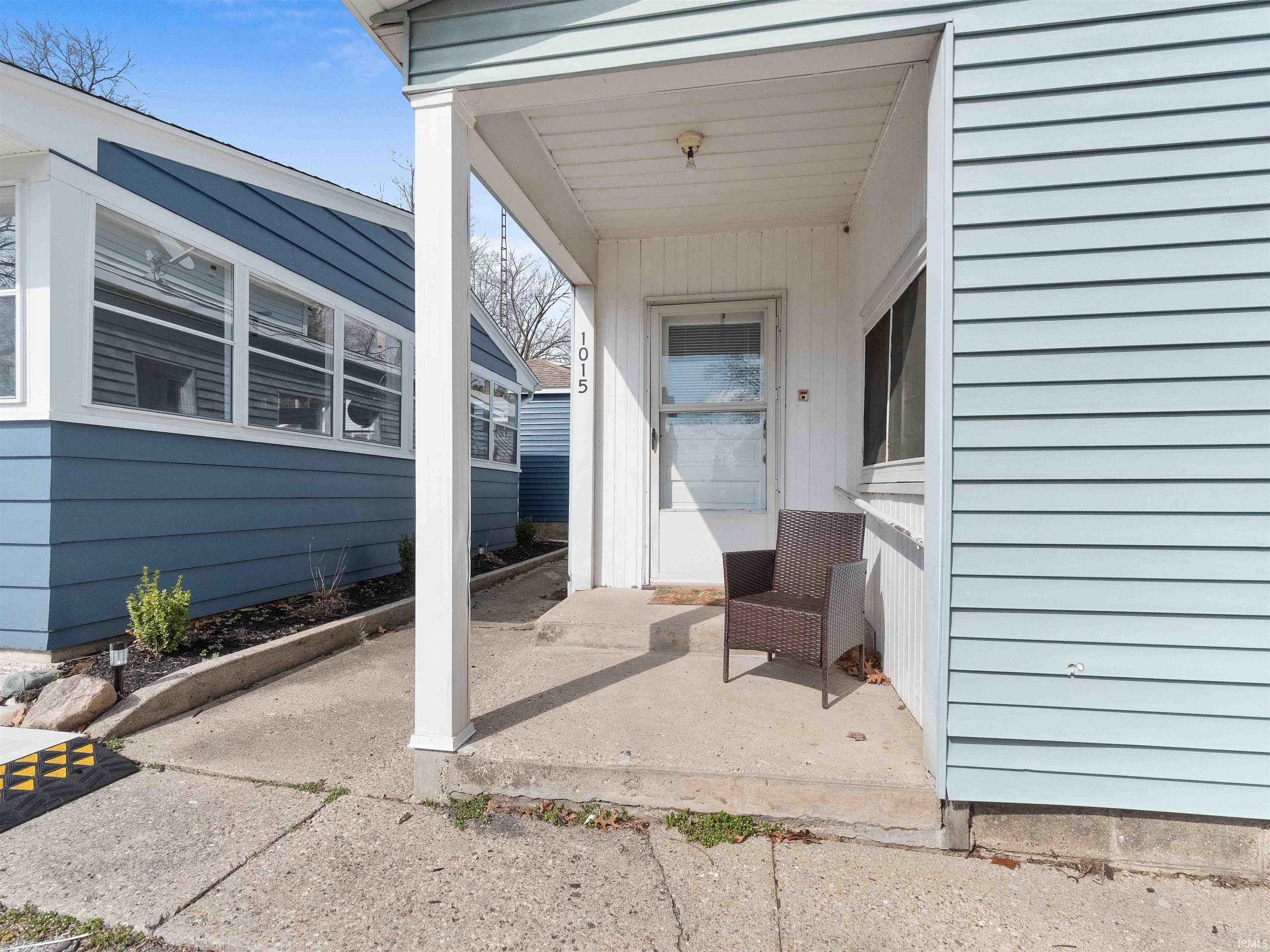 Photo 2 of 1015 S Haug Street