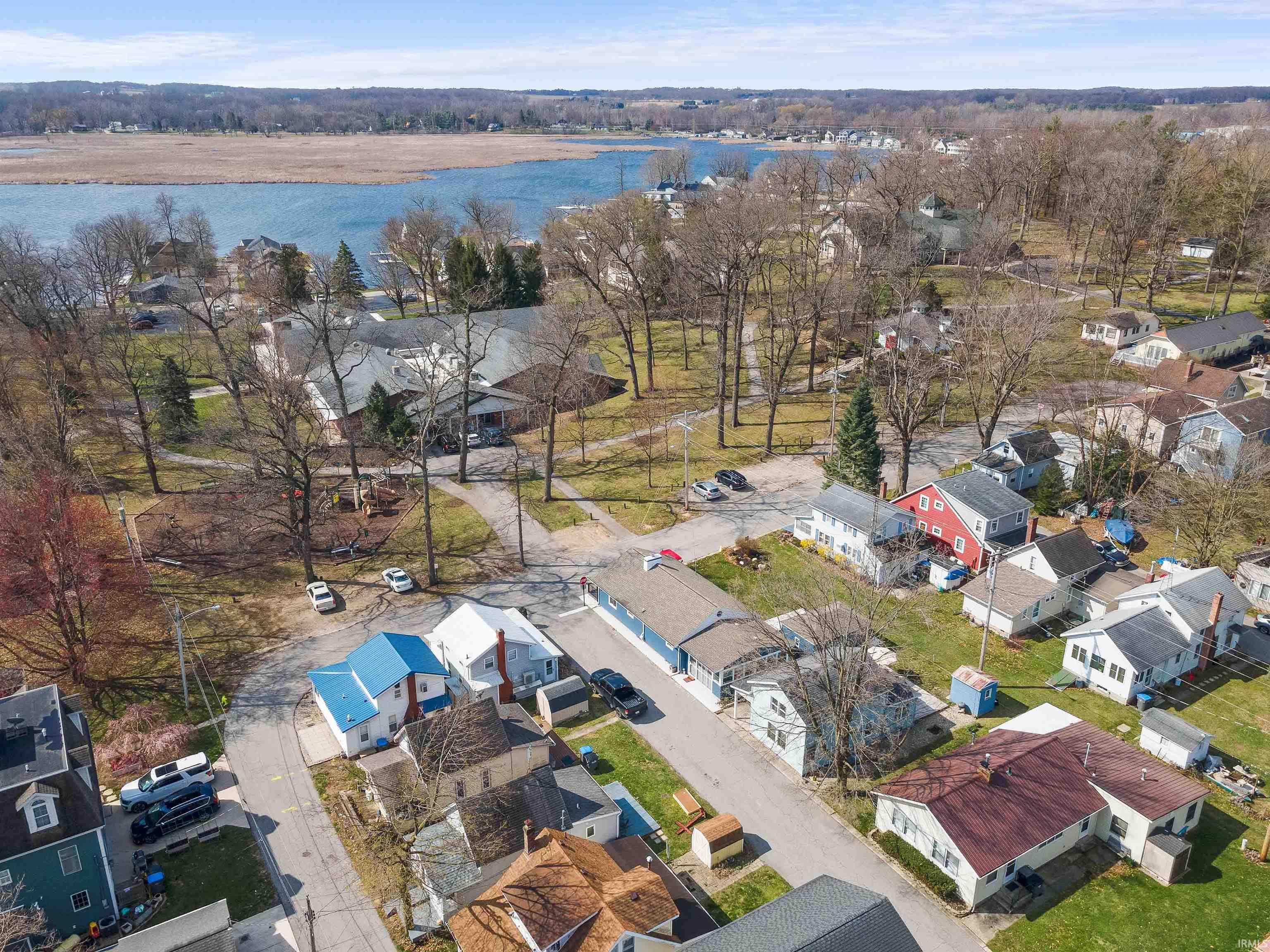 Photo 32 of 1015 S Haug Street