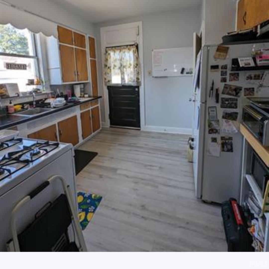 Photo 13 of 1703 Cortland Avenue