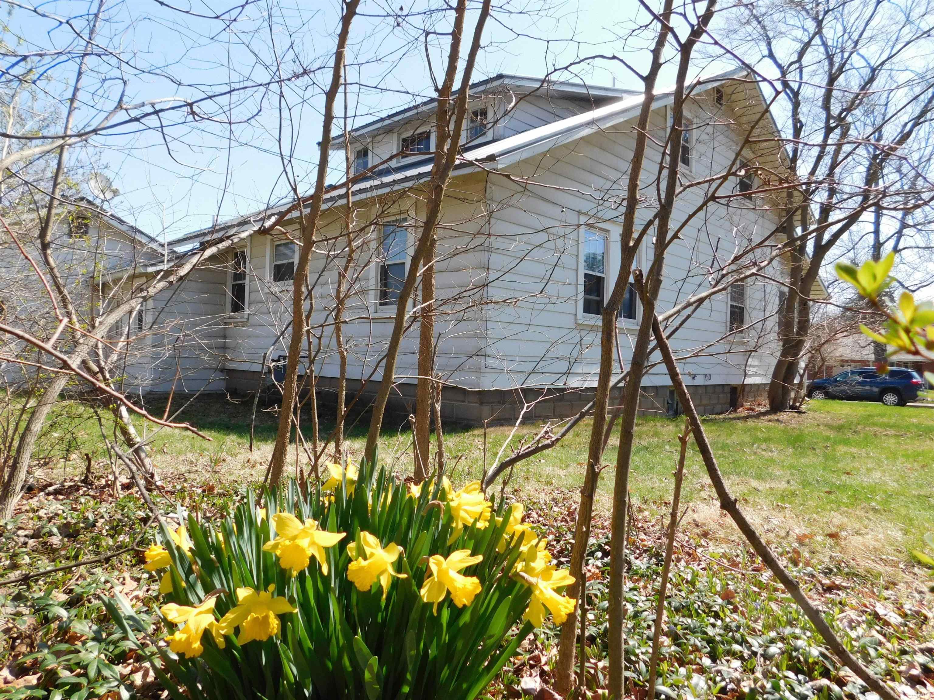 Photo 1 of 109 4th Street