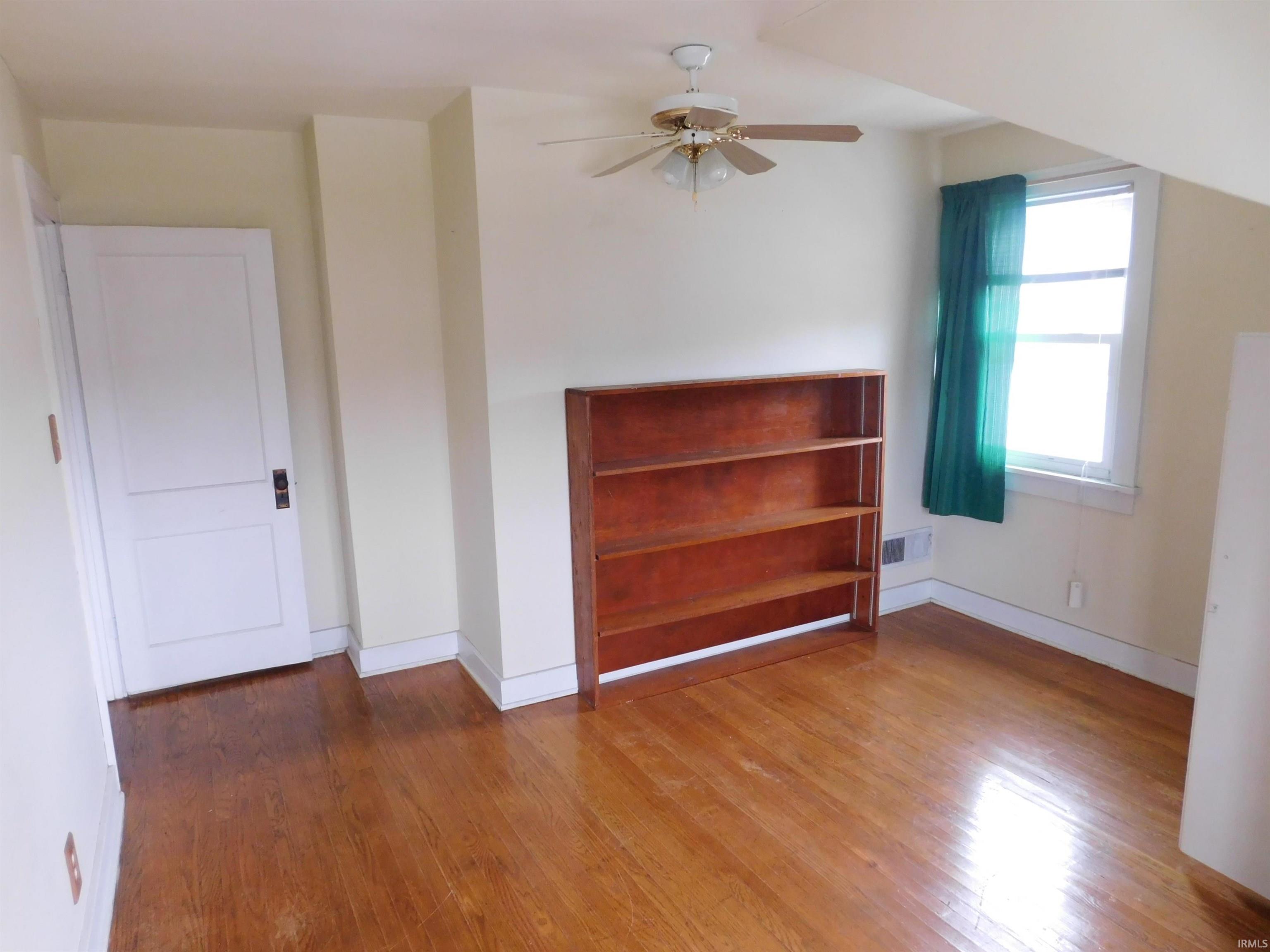Photo 17 of 109 4th Street