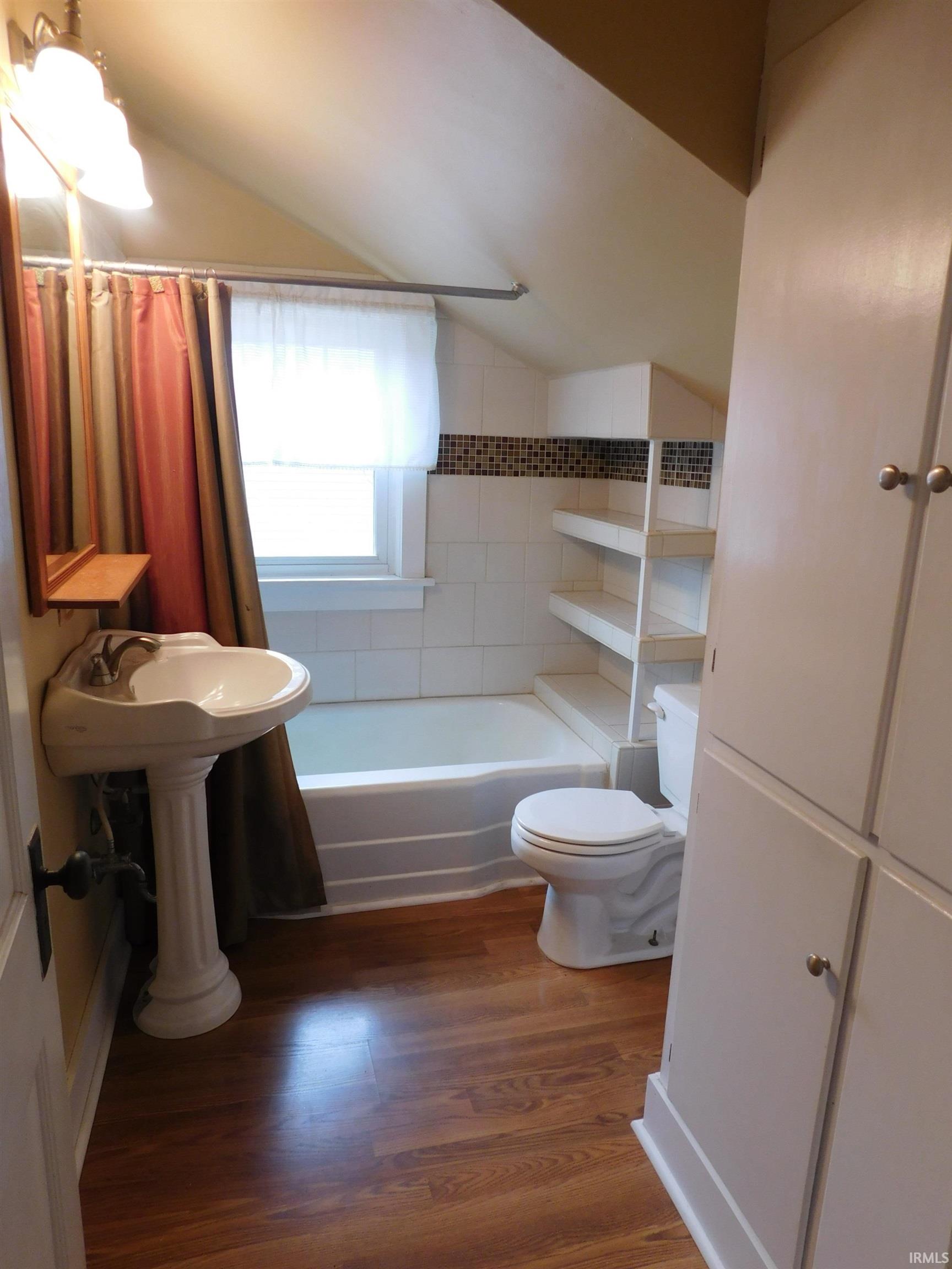 Photo 20 of 109 4th Street