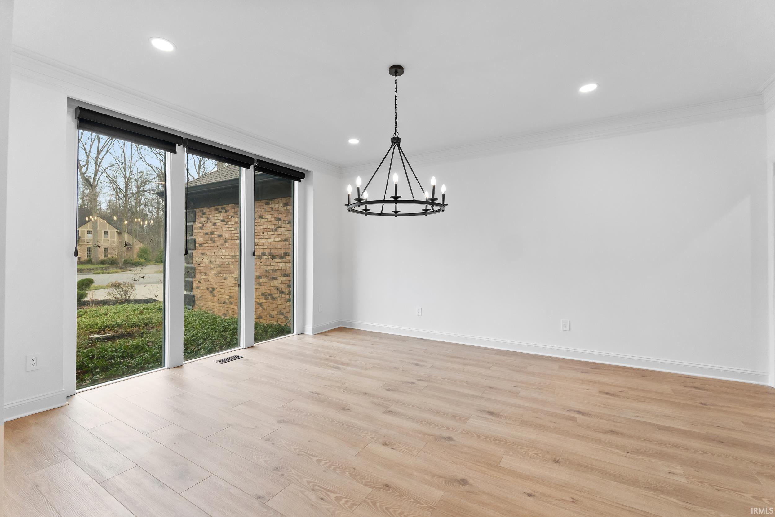 Photo 13 of 713 Rollingwood Lane