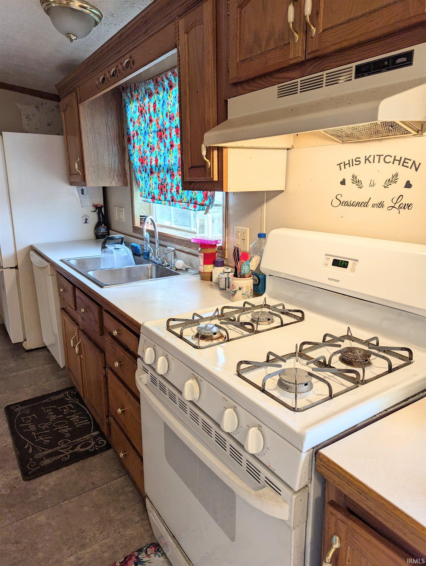 Photo 6 of 529 N Franklin Street