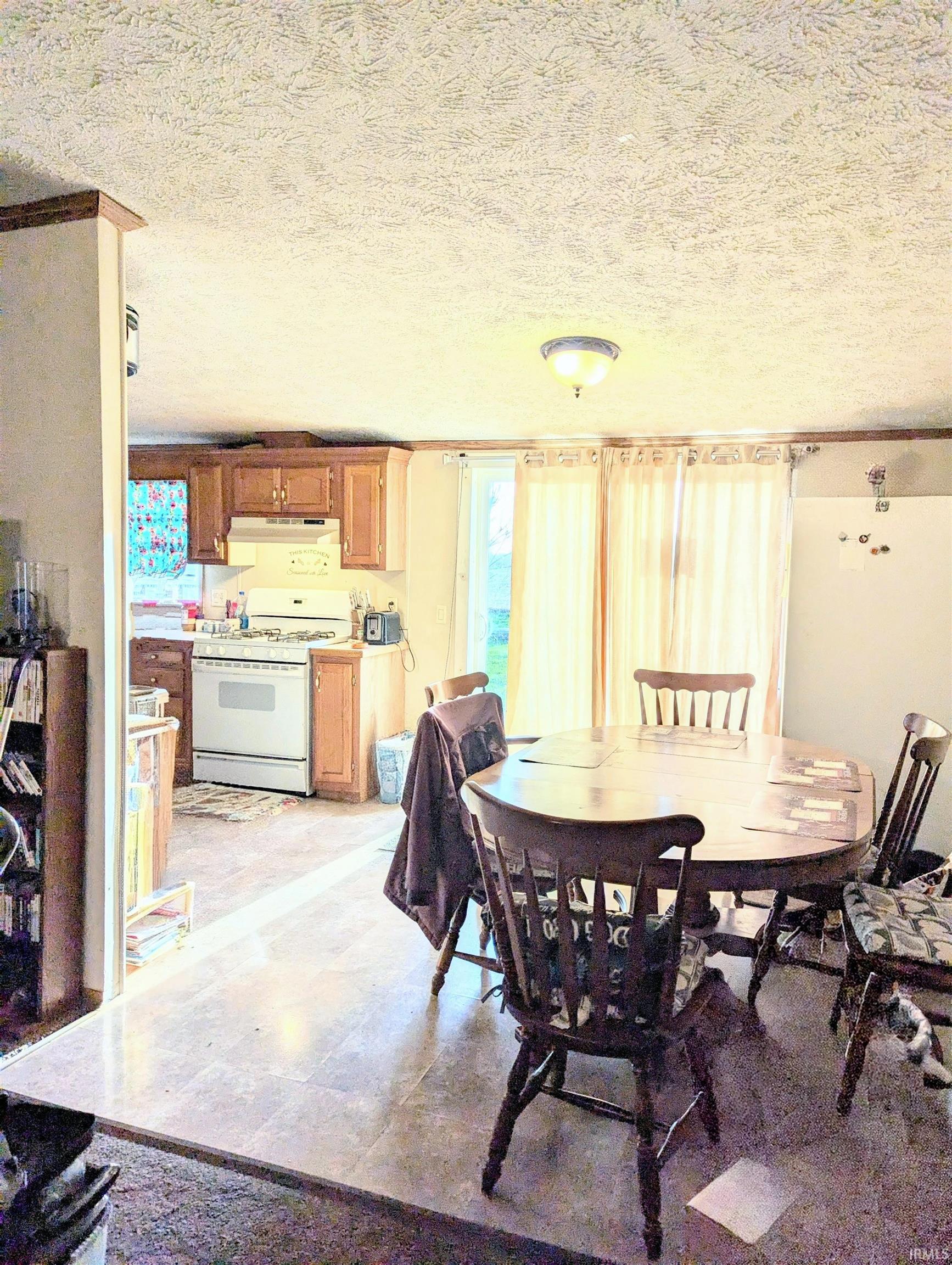 Photo 9 of 529 N Franklin Street