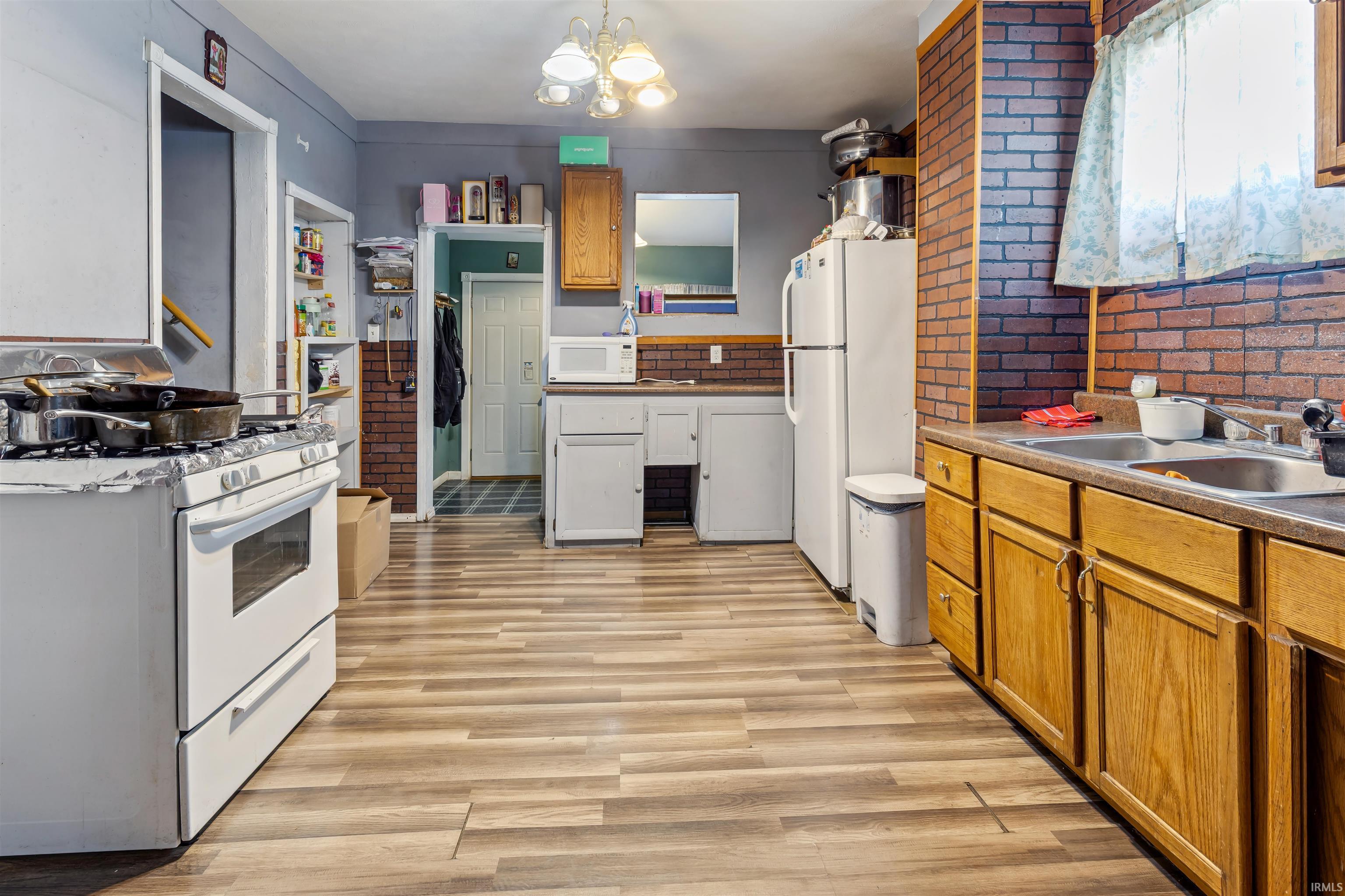 Photo 3 of 516 S 8th Street