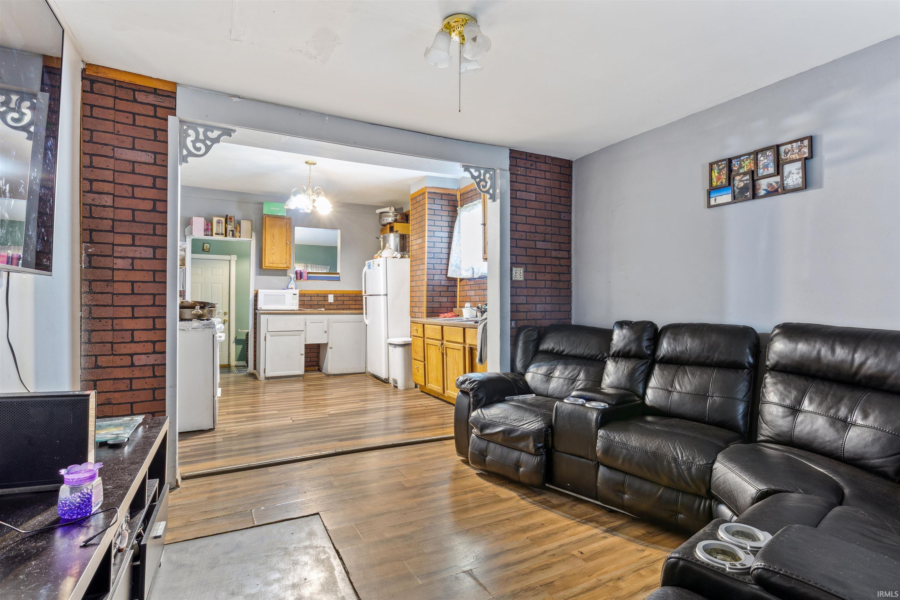 Photo 5 of 516 S 8th Street