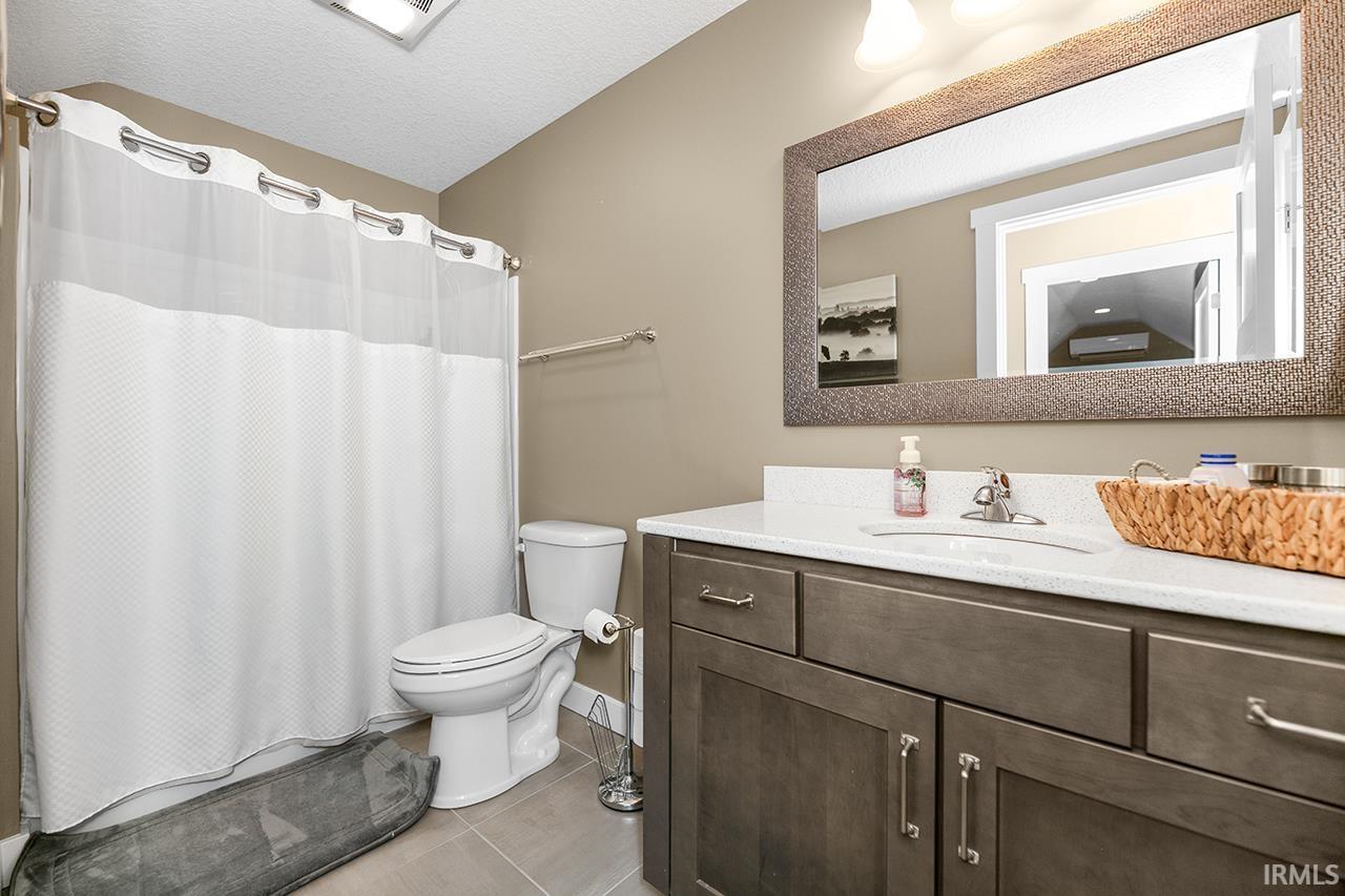 Photo 17 of 21928 Angeline Drive